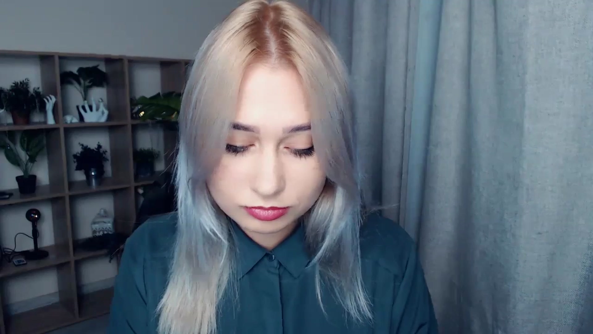 Gallery image thumbnail from Kukla_kolduna's myfreecams stream on, 11/09/2023, 15:57 image 18 of 20