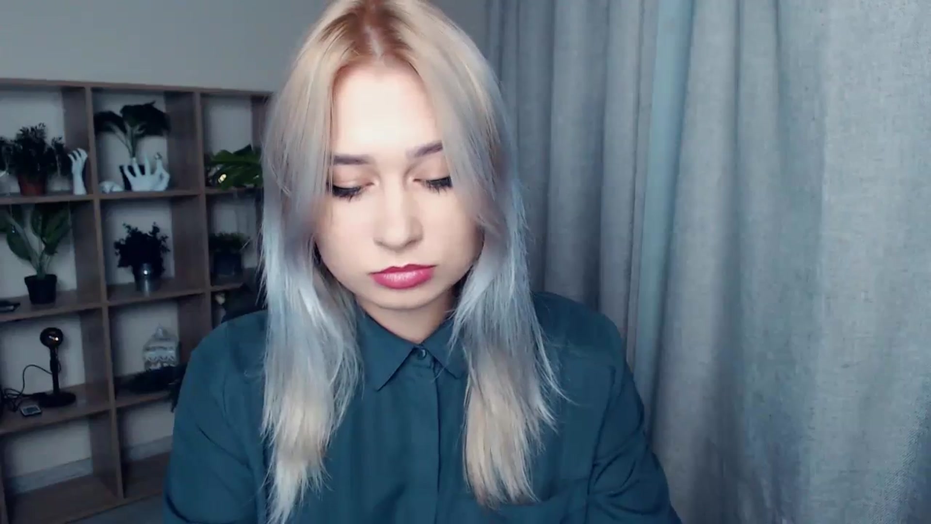Gallery image thumbnail from Kukla_kolduna's myfreecams stream on, 11/09/2023, 15:57 image 3 of 20