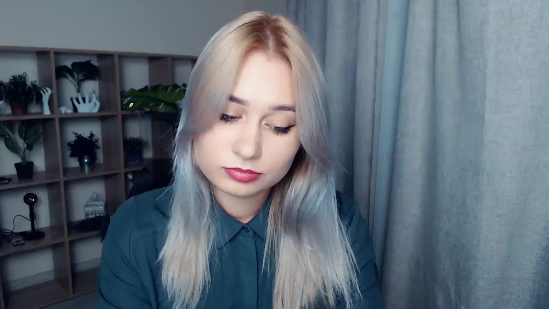 Gallery image thumbnail from Kukla_kolduna's myfreecams stream on, 11/09/2023, 15:57 image 7 of 20