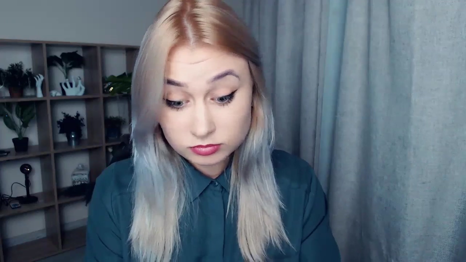 Gallery image thumbnail from Kukla_kolduna's myfreecams stream on, 11/09/2023, 15:57 image 9 of 20