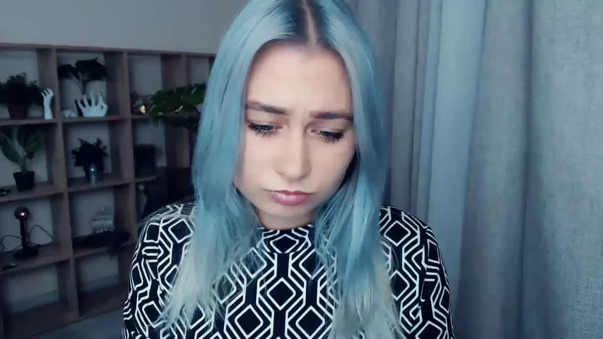 Gallery image thumbnail from Kukla_kolduna's myfreecams stream on, 11/10/2023, 18:04 image 6 of 20