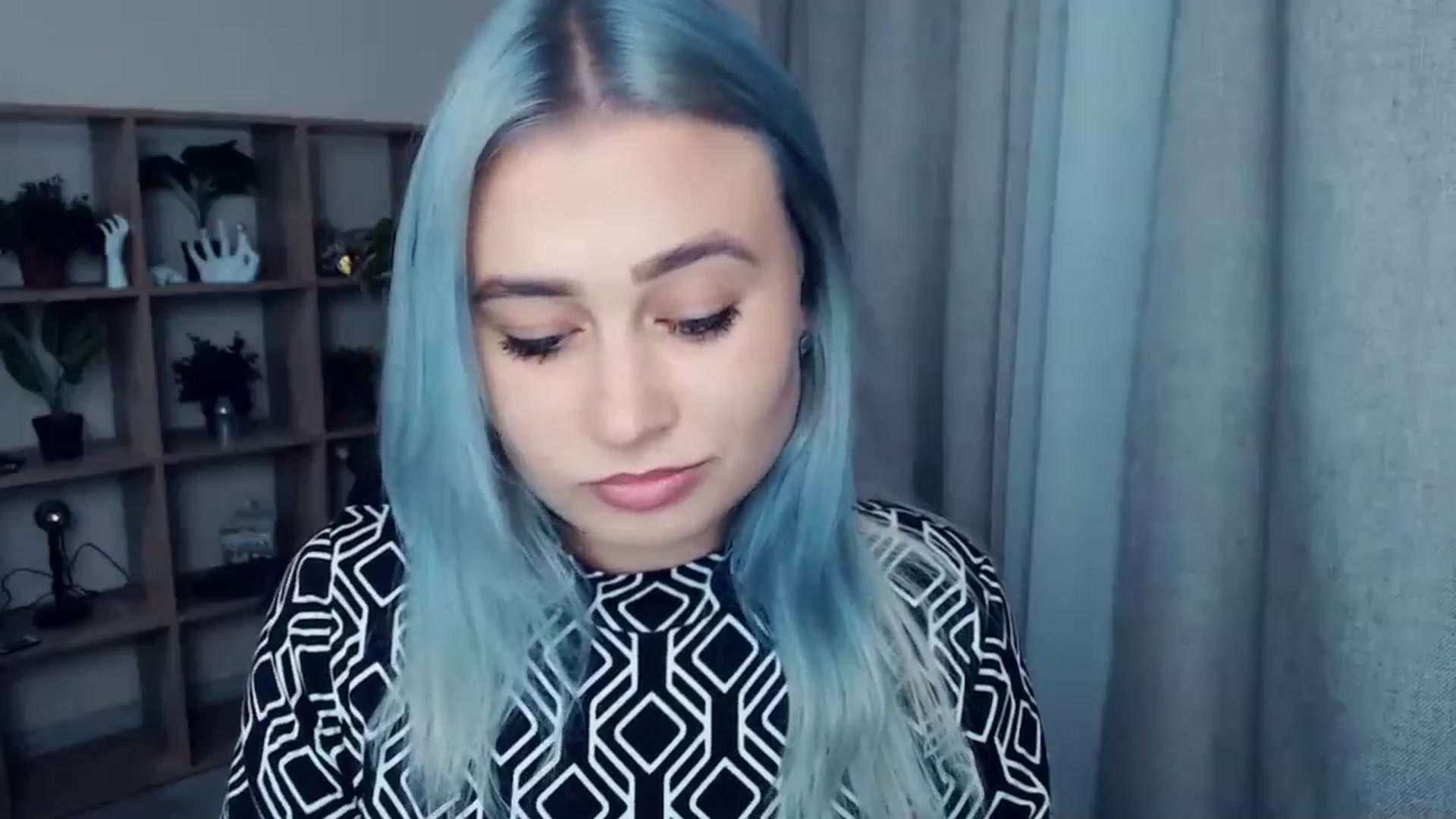 Gallery image thumbnail from Kukla_kolduna's myfreecams stream on, 11/10/2023, 18:04 image 2 of 20
