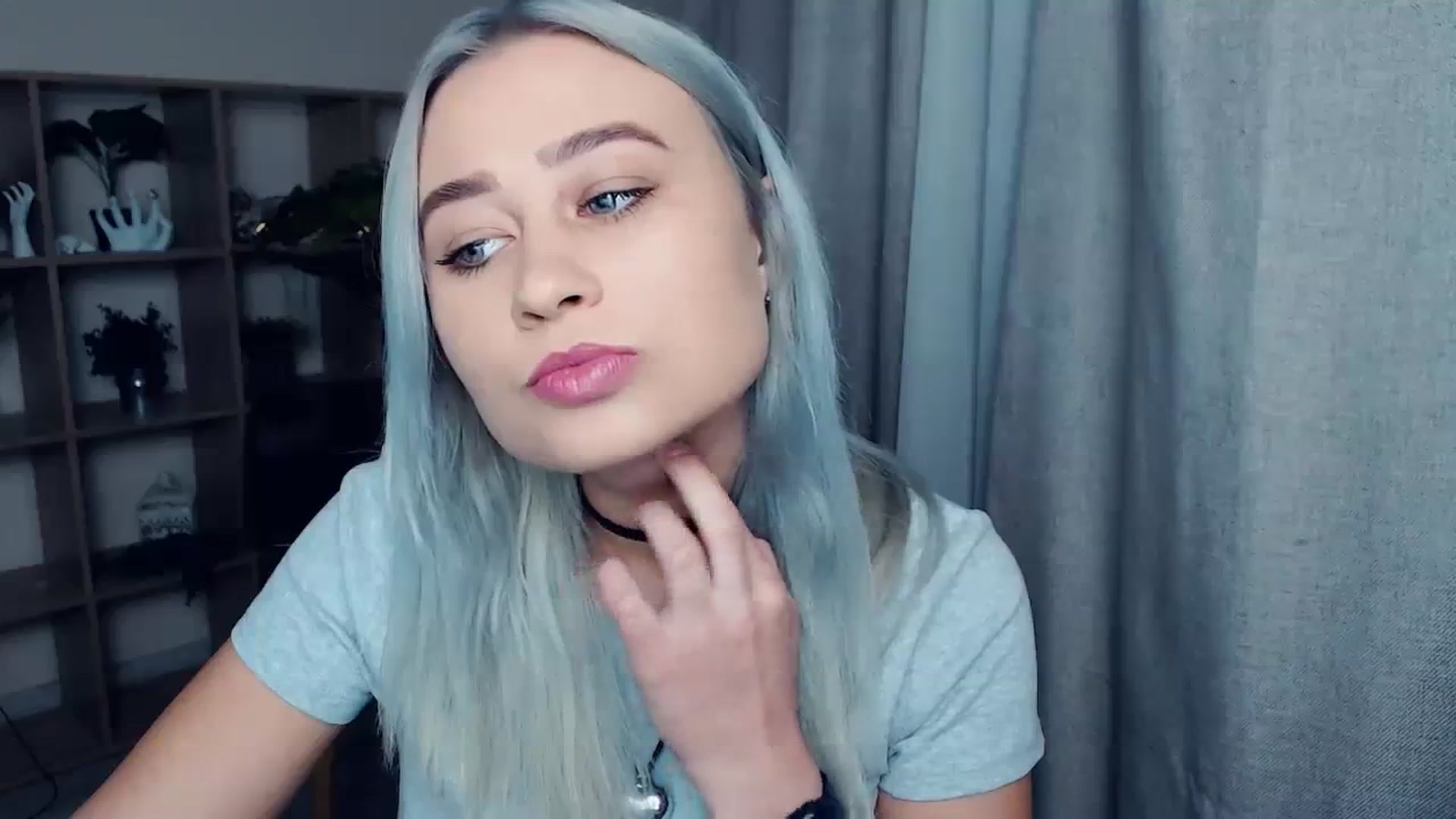Gallery image thumbnail from Kukla_kolduna's myfreecams stream on, 11/12/2023, 15:21 image 3 of 20