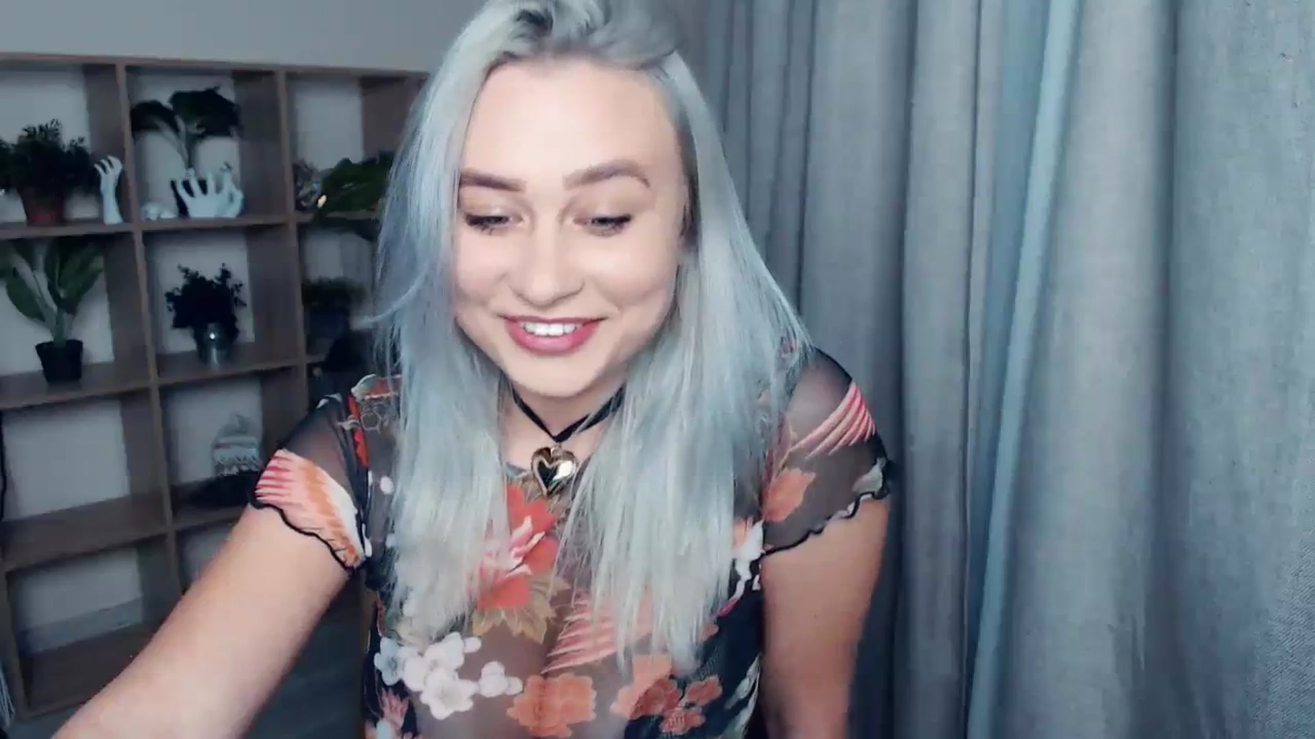 Gallery image thumbnail from Kukla_kolduna's myfreecams stream on, 11/18/2023, 15:28 image 17 of 20