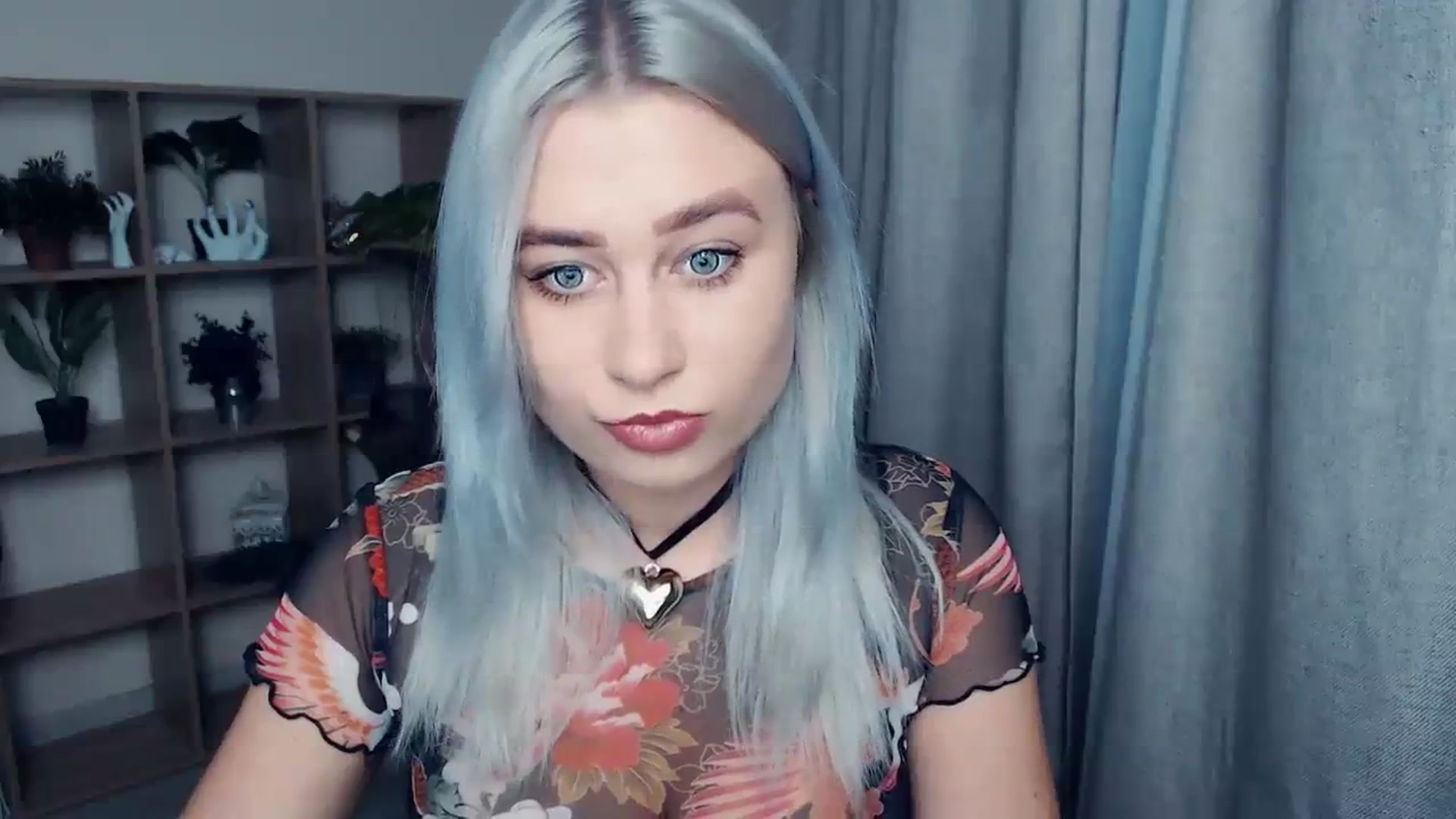 Gallery image thumbnail from Kukla_kolduna's myfreecams stream on, 11/18/2023, 15:28 image 2 of 20