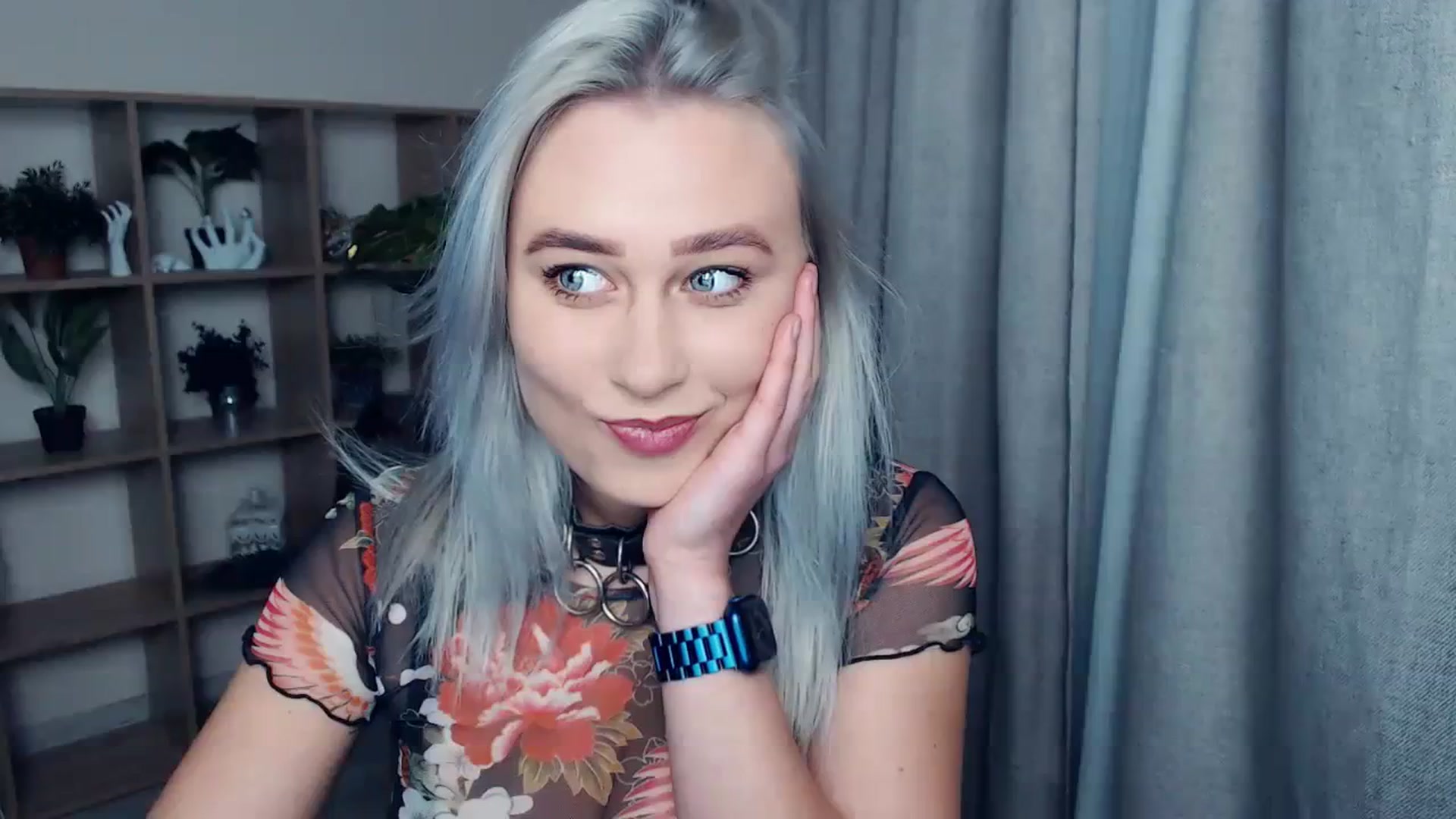 Gallery image thumbnail from Kukla_kolduna's myfreecams stream on, 11/18/2023, 16:13 image 7 of 20