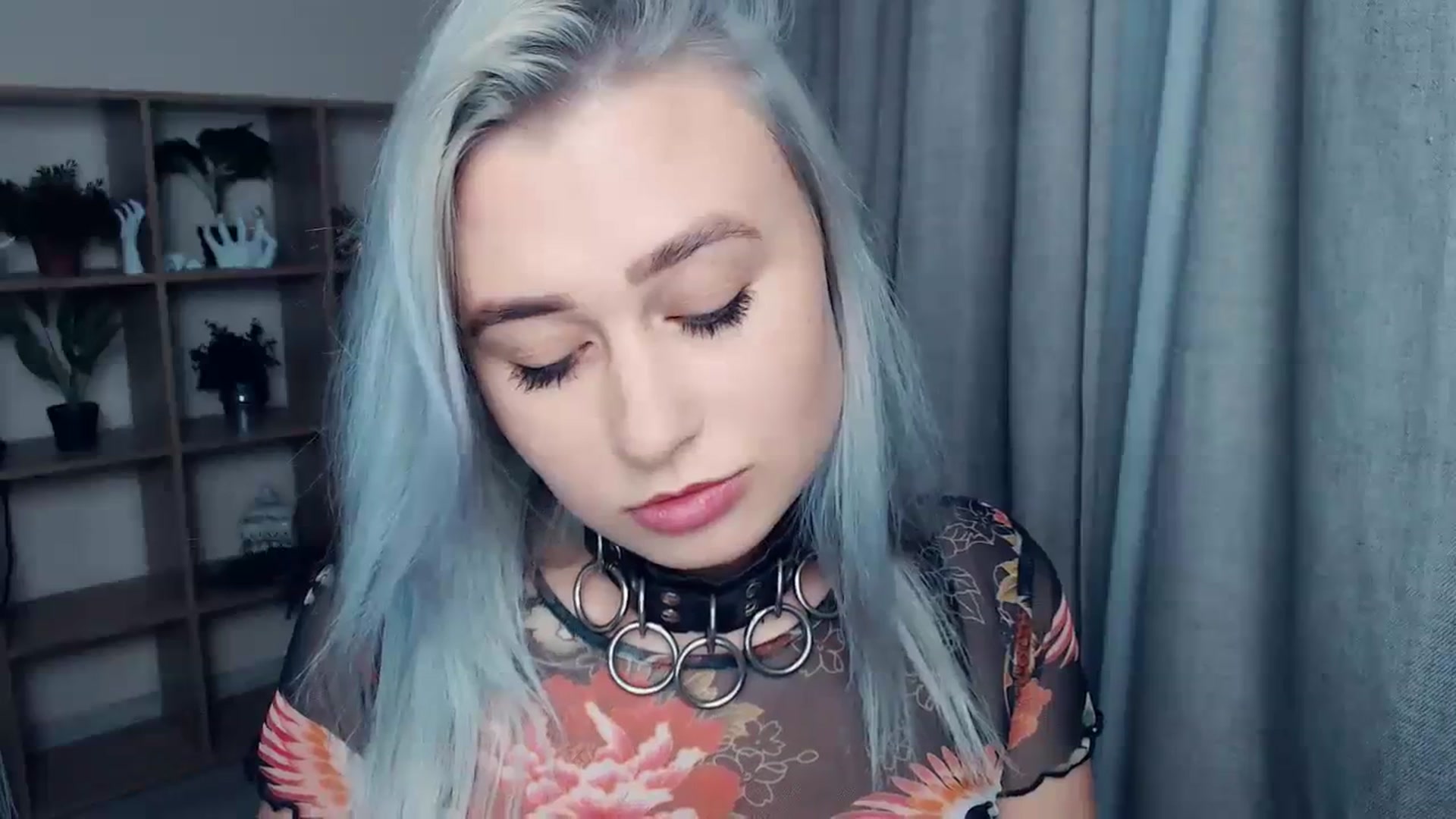 Gallery image thumbnail from Kukla_kolduna's myfreecams stream on, 11/18/2023, 16:13 image 13 of 20