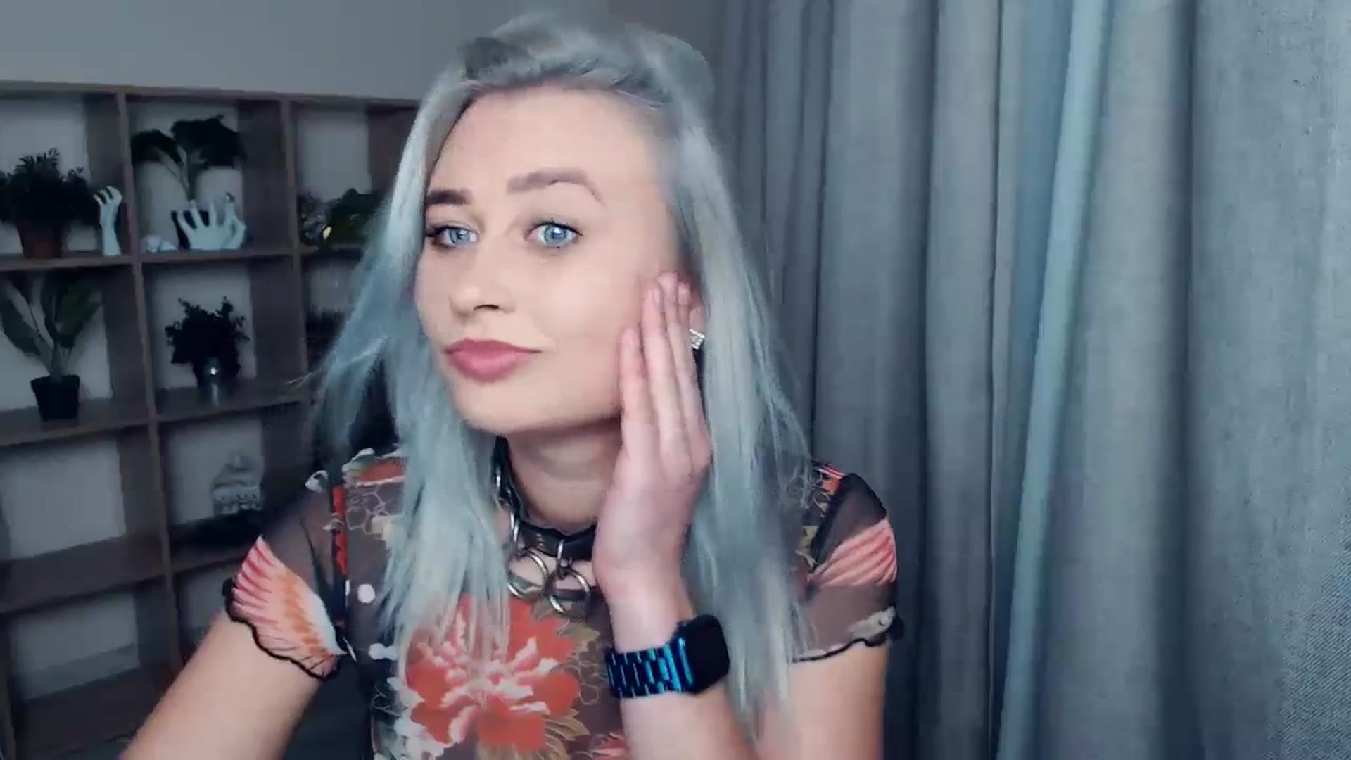Gallery image thumbnail from Kukla_kolduna's myfreecams stream on, 11/18/2023, 16:13 image 9 of 20