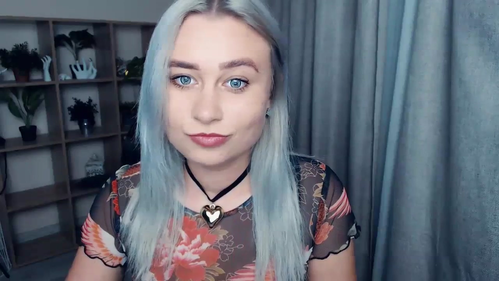 Gallery image thumbnail from Kukla_kolduna's myfreecams stream on, 11/18/2023, 17:25 image 10 of 20