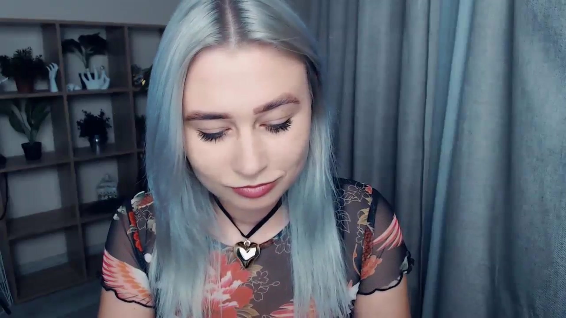 Gallery image thumbnail from Kukla_kolduna's myfreecams stream on, 11/18/2023, 17:25 image 16 of 20