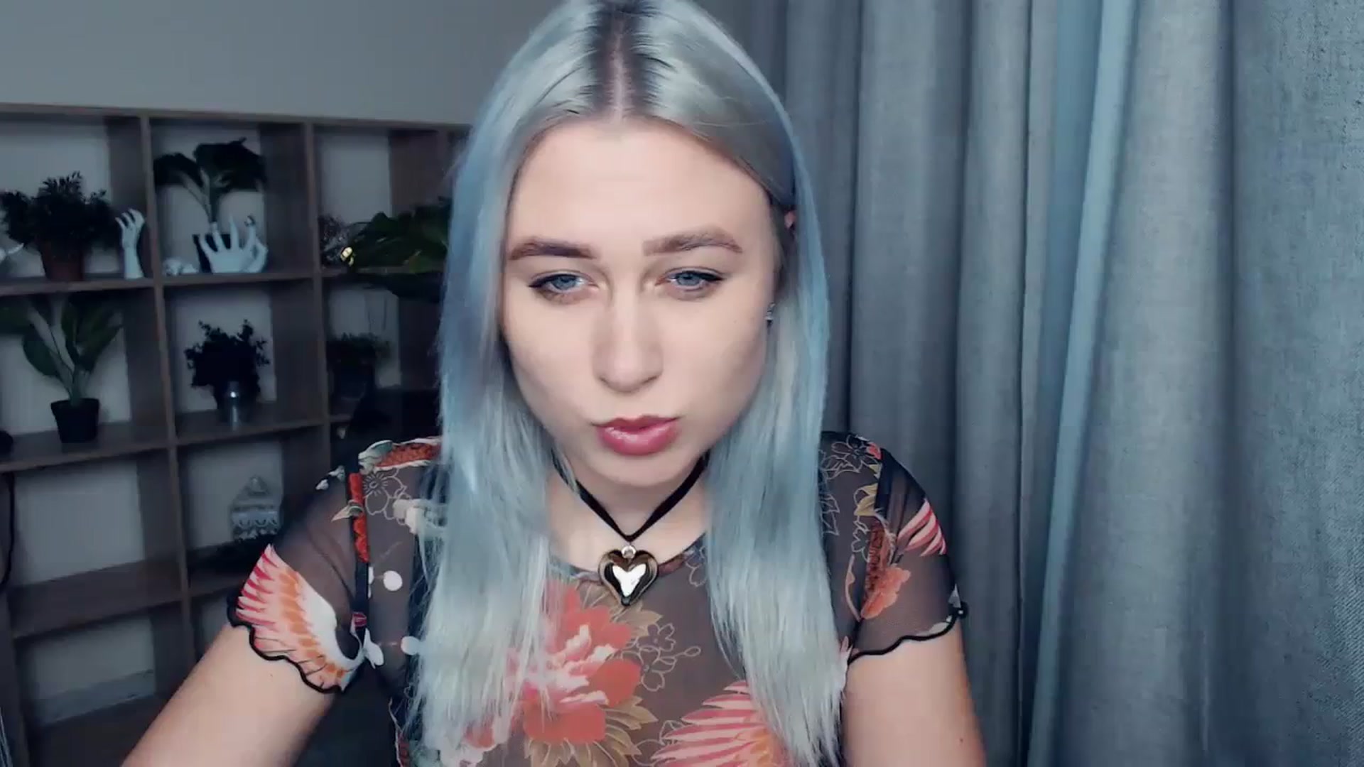 Gallery image thumbnail from Kukla_kolduna's myfreecams stream on, 11/18/2023, 19:10 image 1 of 20