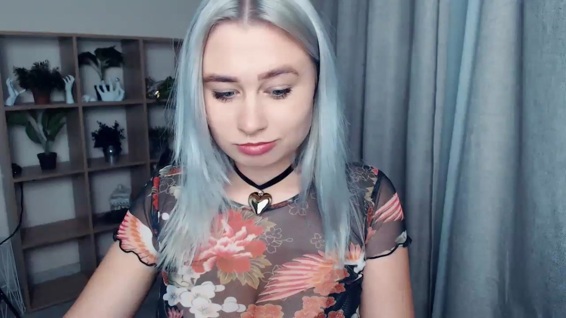 Gallery image thumbnail from Kukla_kolduna's myfreecams stream on, 11/18/2023, 19:10 image 18 of 20
