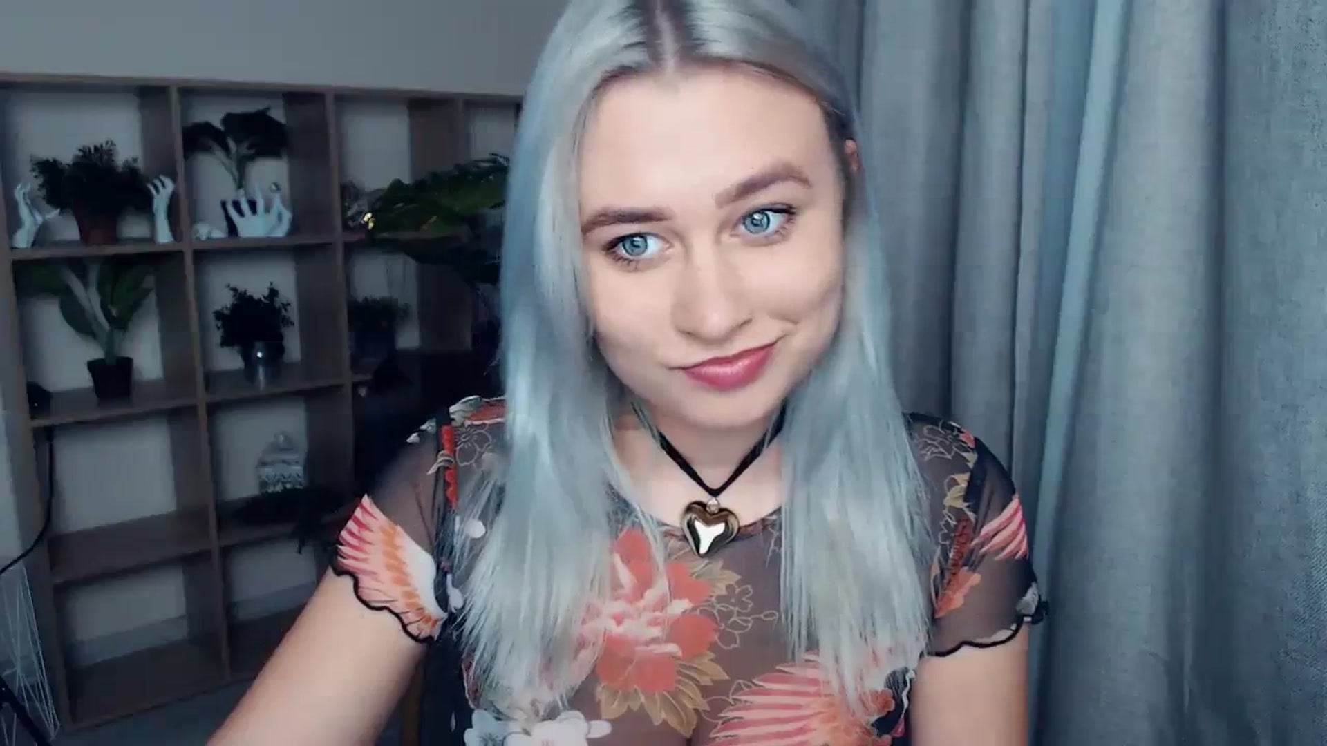 Gallery image thumbnail from Kukla_kolduna's myfreecams stream on, 11/18/2023, 19:10 image 12 of 20
