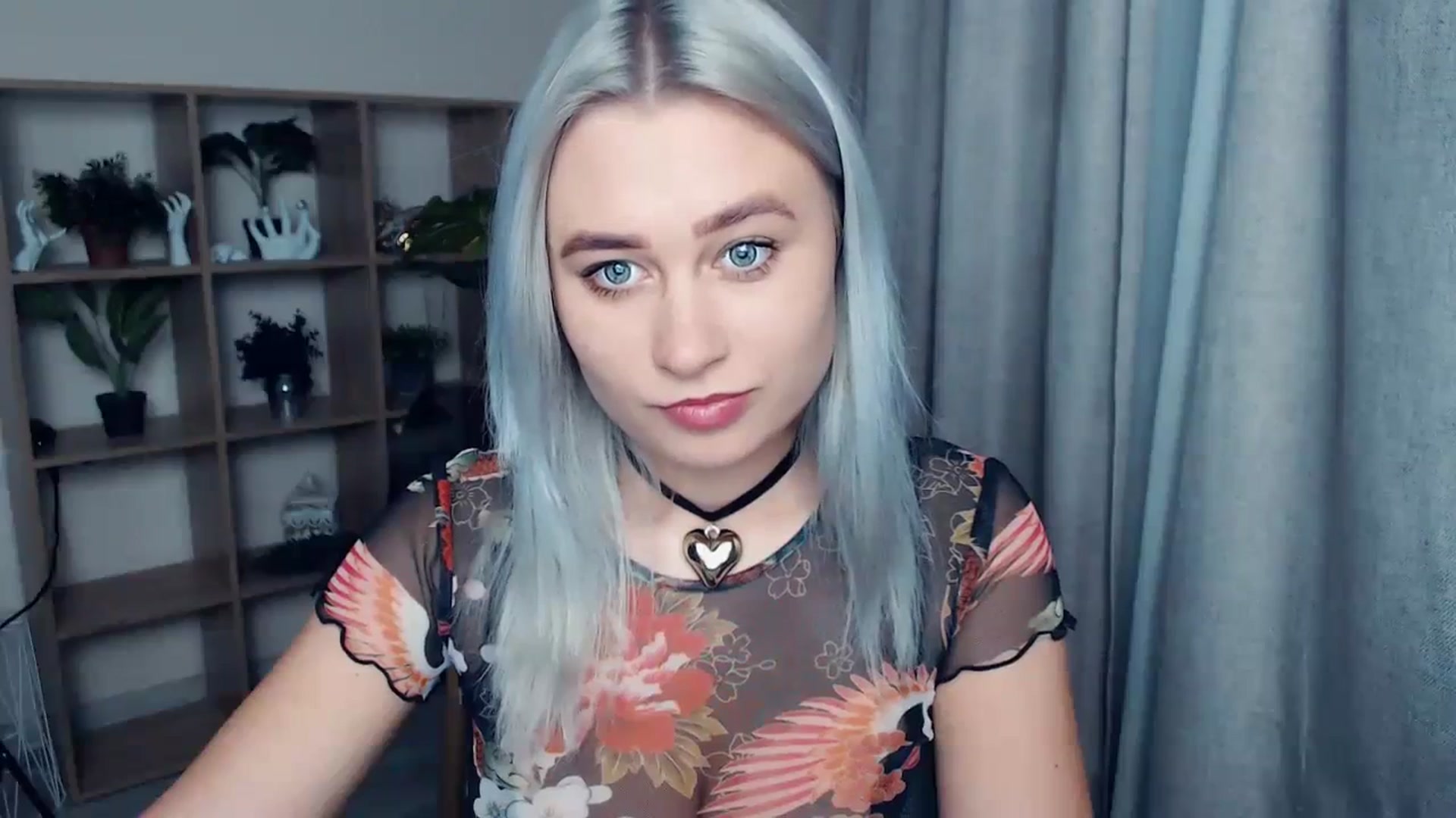 Gallery image thumbnail from Kukla_kolduna's myfreecams stream on, 11/18/2023, 19:10 image 17 of 20