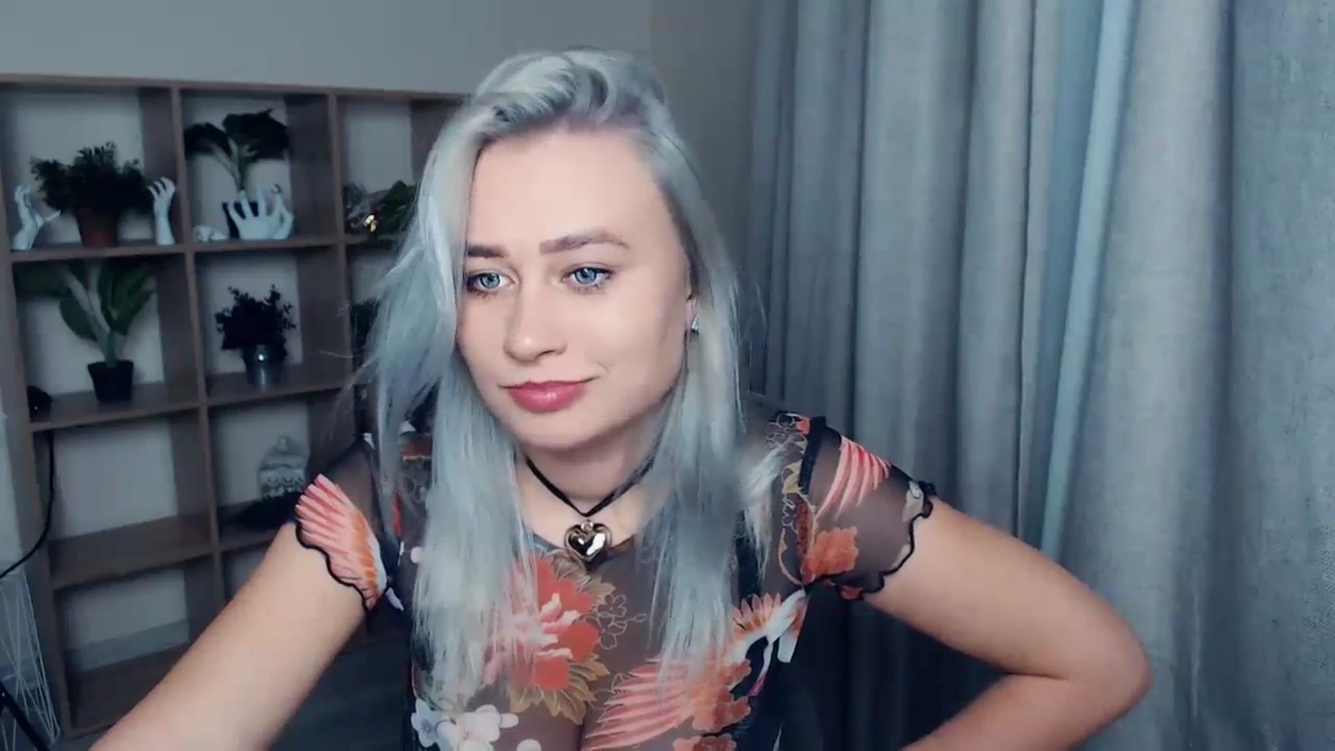 Gallery image thumbnail from Kukla_kolduna's myfreecams stream on, 11/18/2023, 19:10 image 9 of 20