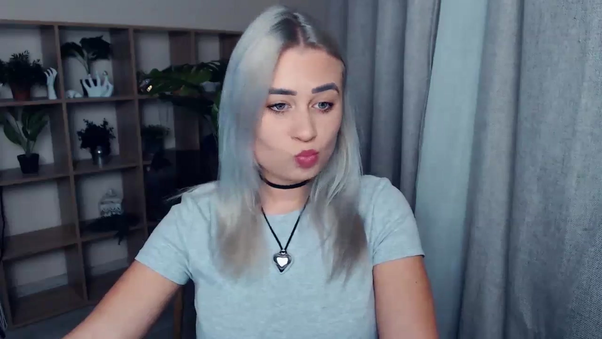 Gallery image thumbnail from Kukla_kolduna's myfreecams stream on, 11/19/2023, 15:45 image 20 of 20