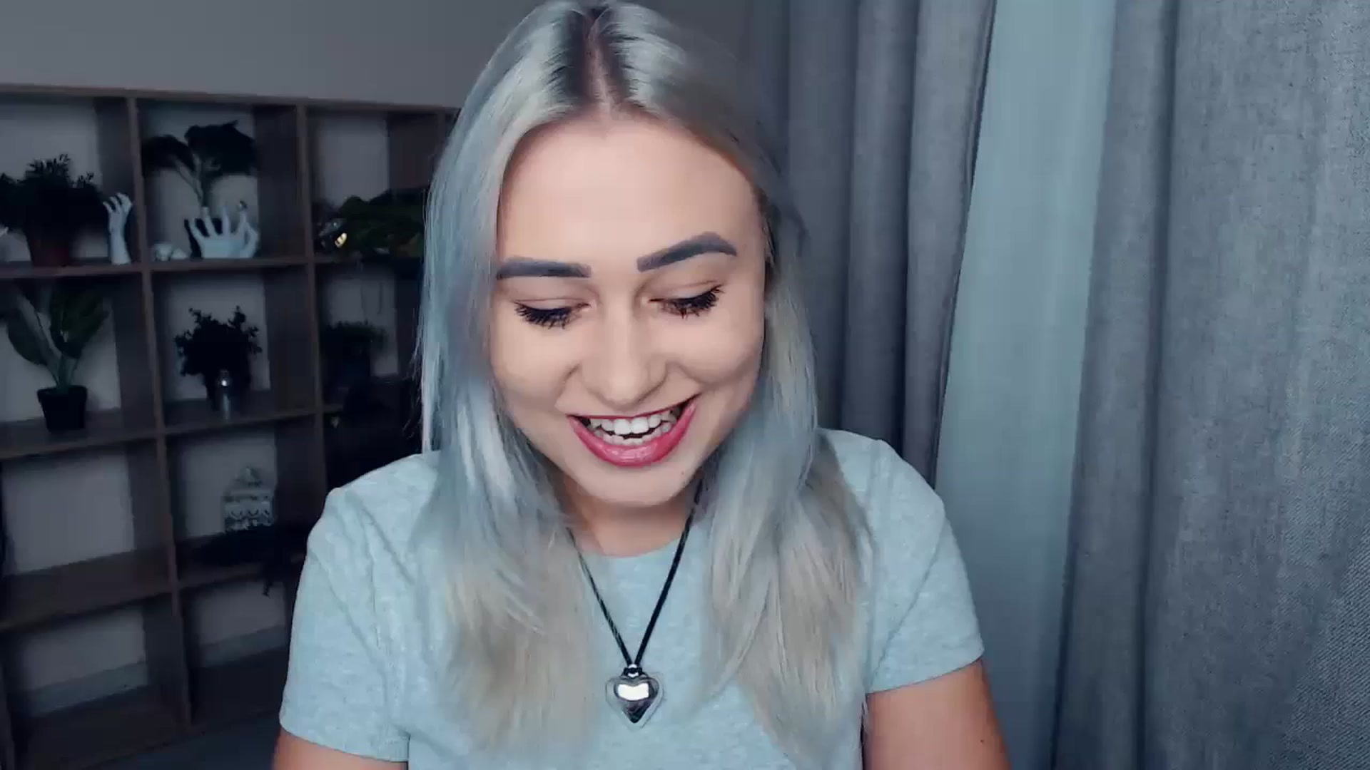 Gallery image thumbnail from Kukla_kolduna's myfreecams stream on, 11/19/2023, 15:45 image 1 of 20
