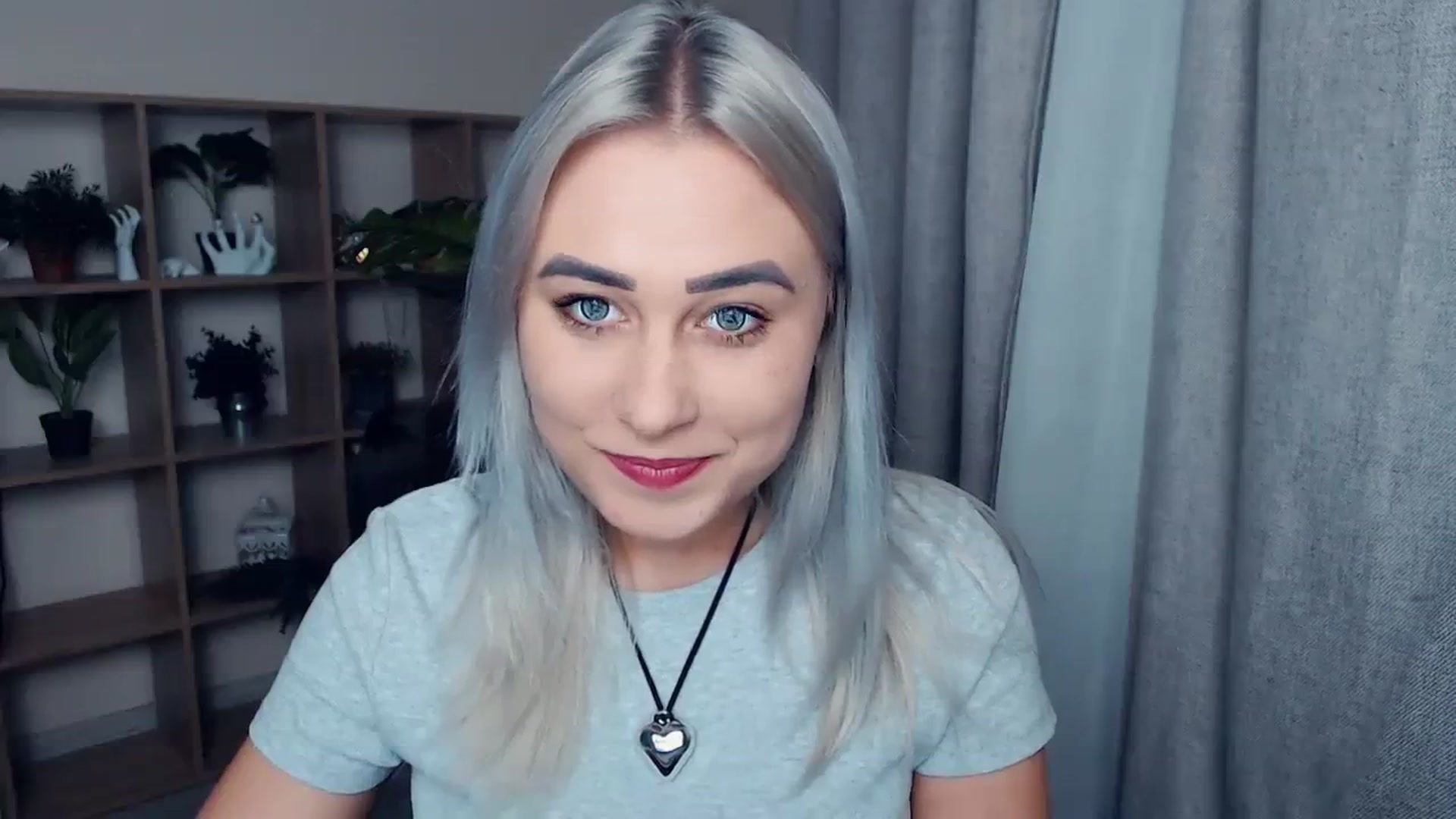 Gallery image thumbnail from Kukla_kolduna's myfreecams stream on, 11/19/2023, 15:45 image 4 of 20