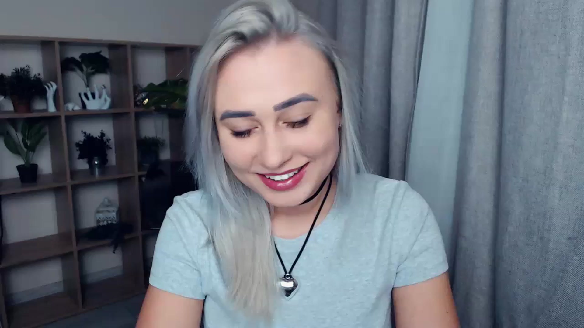 Gallery image thumbnail from Kukla_kolduna's myfreecams stream on, 11/19/2023, 15:45 image 19 of 20