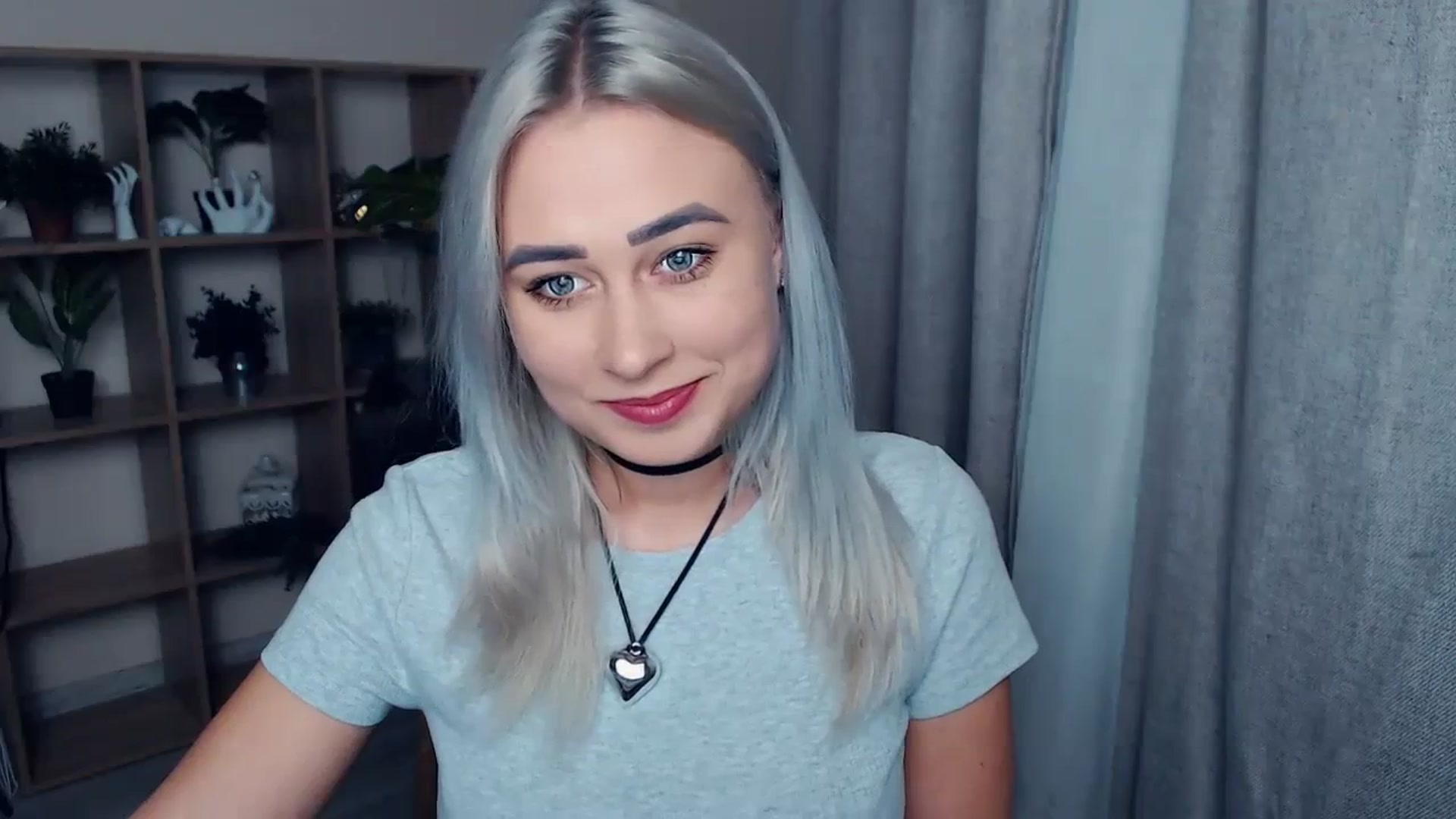 Gallery image thumbnail from Kukla_kolduna's myfreecams stream on, 11/19/2023, 16:22 image 6 of 20