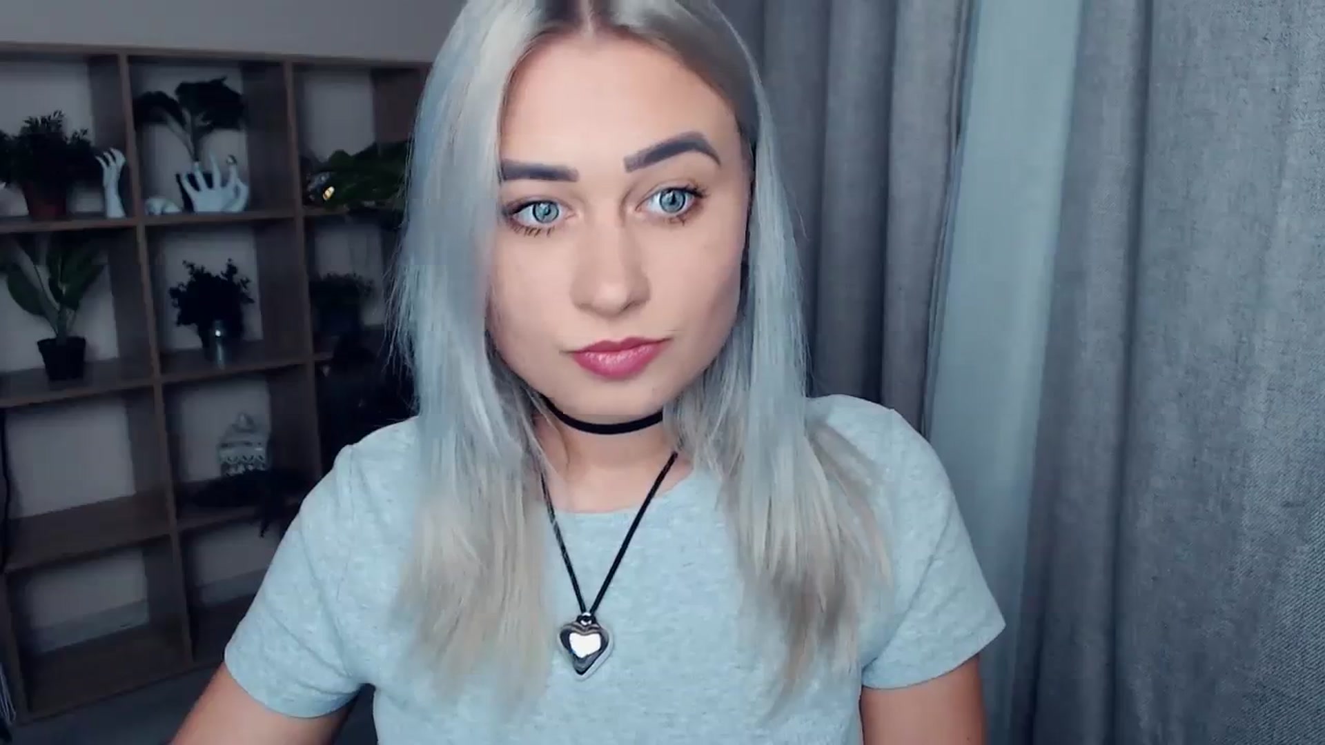 Gallery image thumbnail from Kukla_kolduna's myfreecams stream on, 11/19/2023, 16:22 image 7 of 20