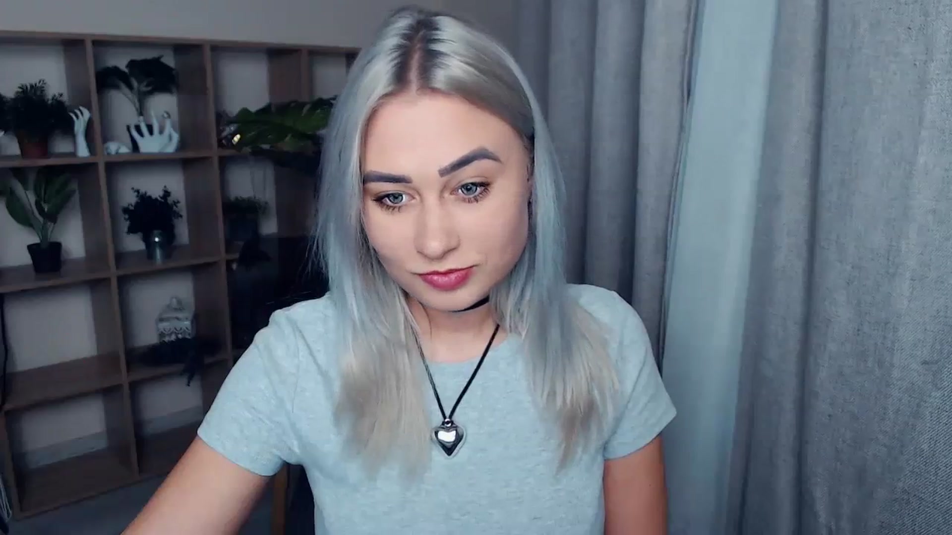 Gallery image thumbnail from Kukla_kolduna's myfreecams stream on, 11/19/2023, 16:22 image 8 of 20