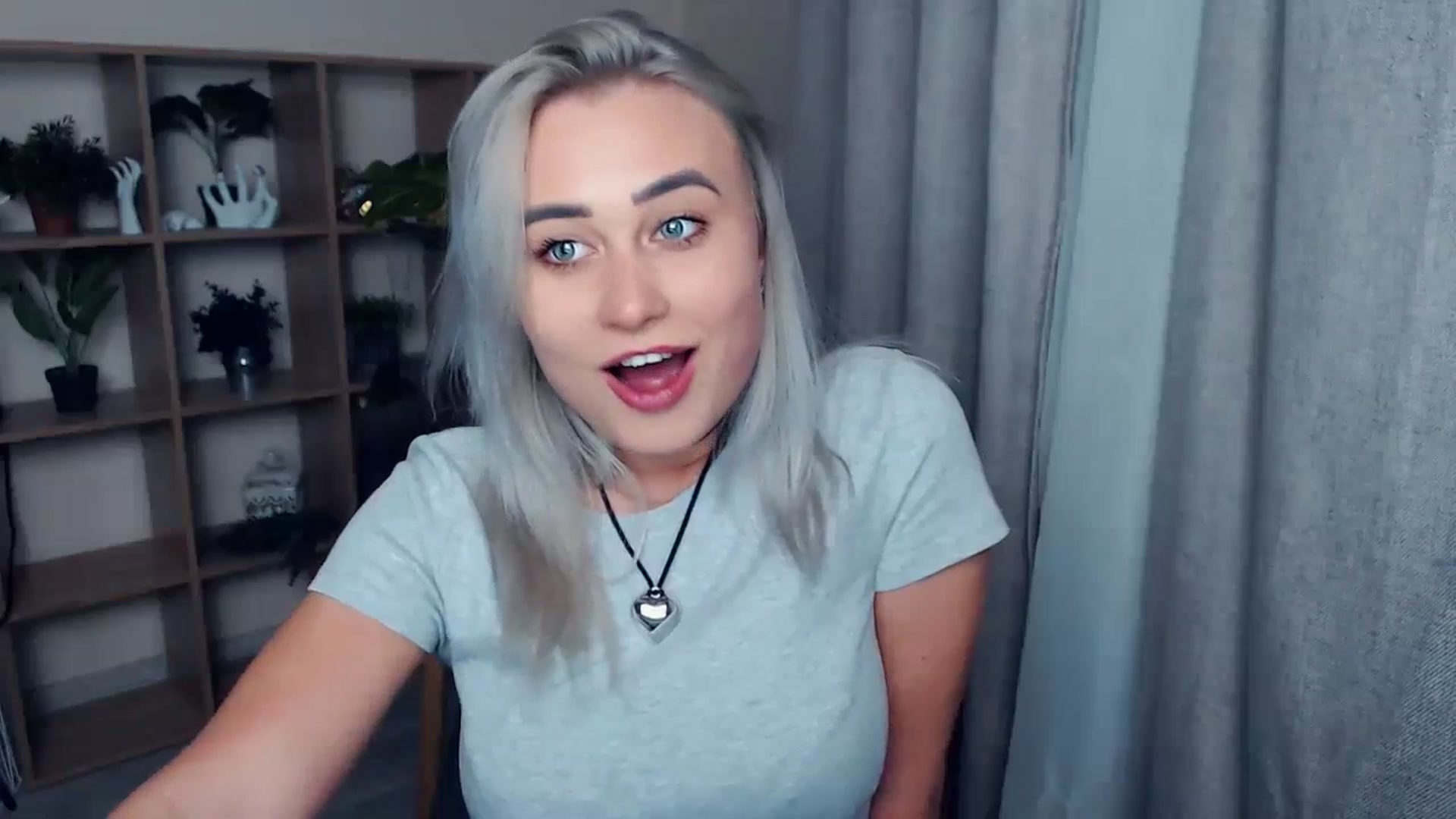 Gallery image thumbnail from Kukla_kolduna's myfreecams stream on, 11/19/2023, 18:06 image 13 of 20