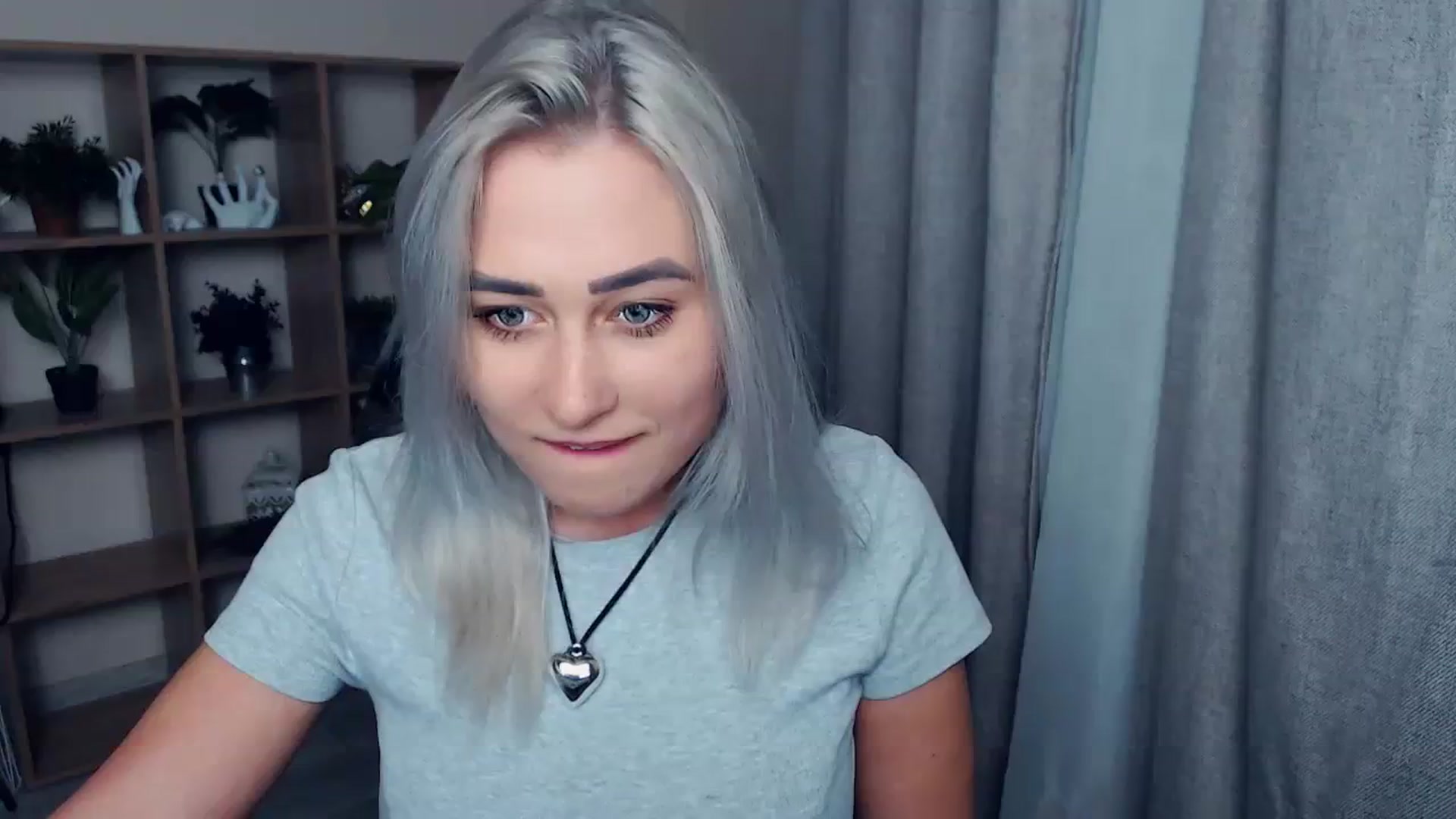 Gallery image thumbnail from Kukla_kolduna's myfreecams stream on, 11/19/2023, 18:06 image 20 of 20