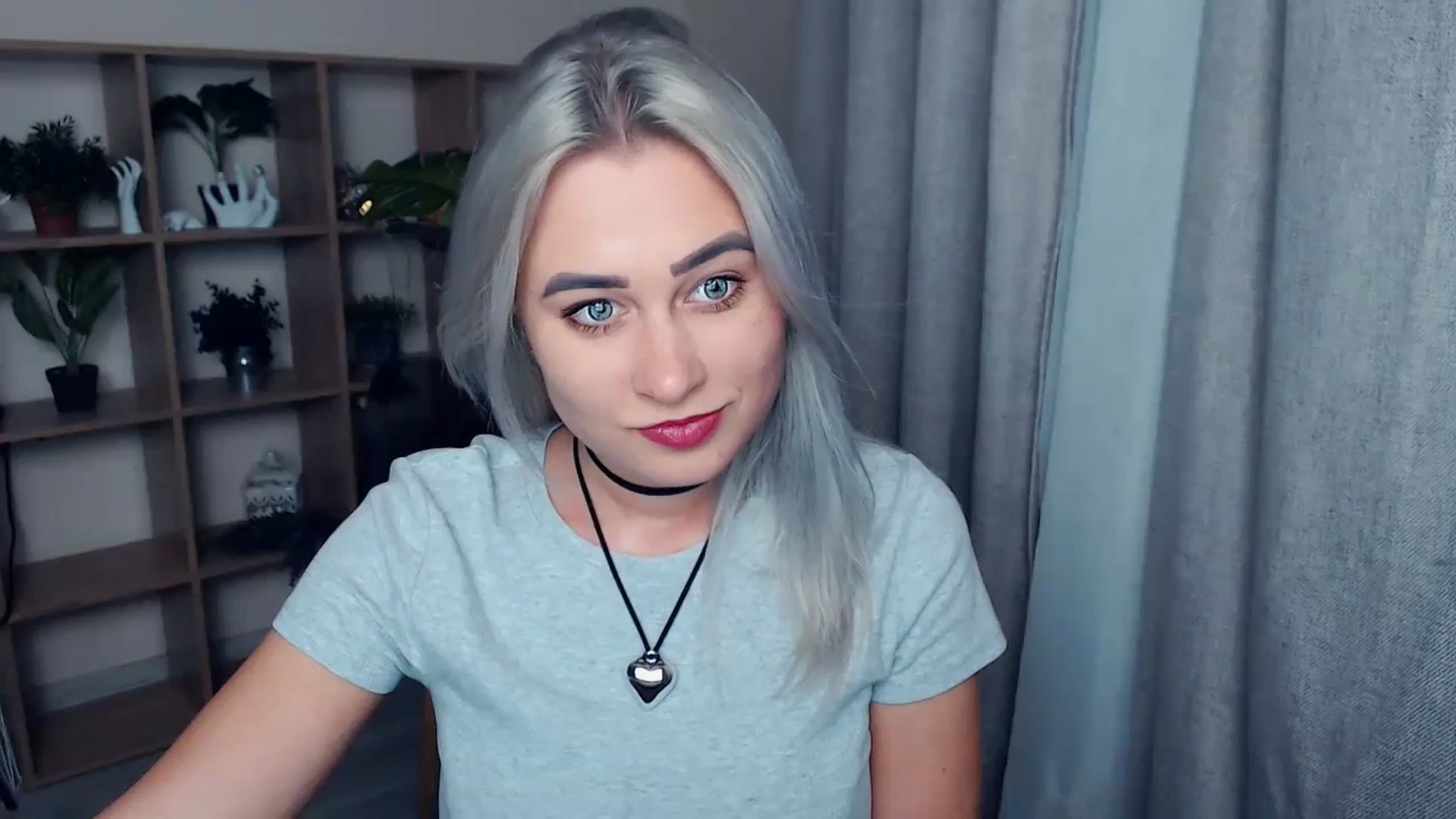 Gallery image thumbnail from Kukla_kolduna's myfreecams stream on, 11/19/2023, 18:47 image 14 of 20