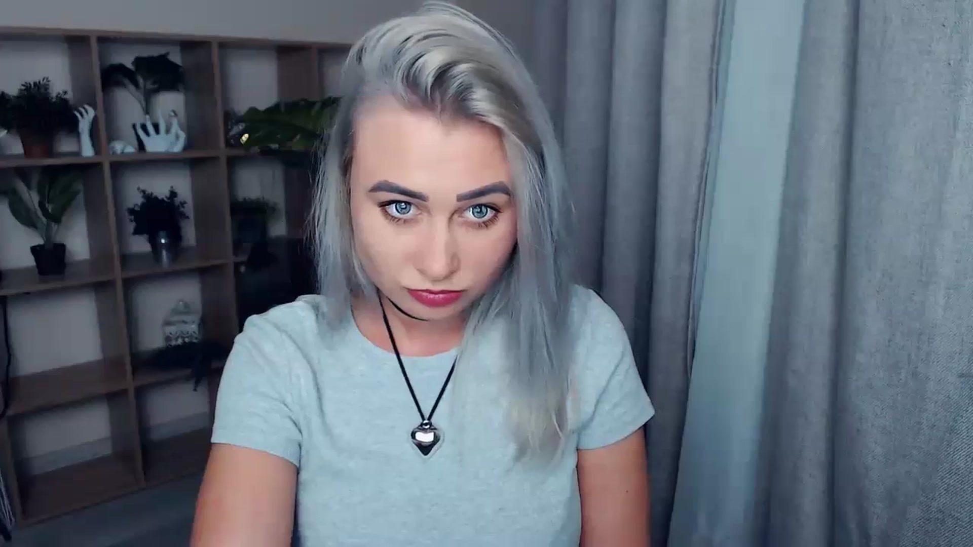 Gallery image thumbnail from Kukla_kolduna's myfreecams stream on, 11/19/2023, 18:47 image 18 of 20
