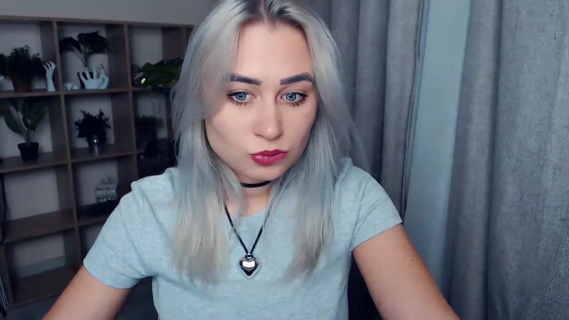 Gallery image thumbnail from Kukla_kolduna's myfreecams stream on, 11/19/2023, 18:47 image 9 of 20