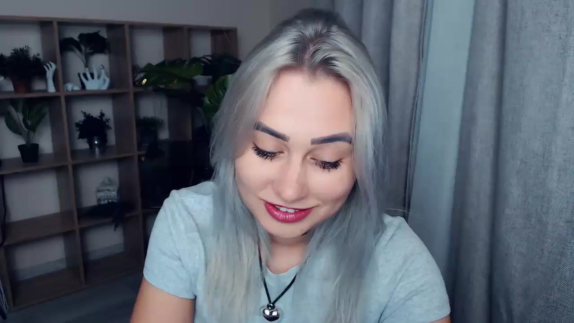 Gallery image thumbnail from Kukla_kolduna's myfreecams stream on, 11/19/2023, 18:47 image 8 of 20