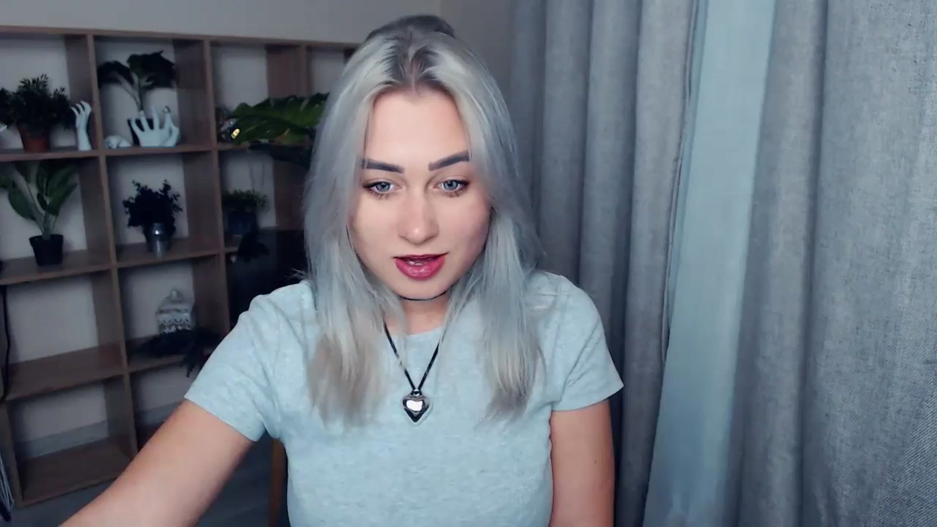 Gallery image thumbnail from Kukla_kolduna's myfreecams stream on, 11/19/2023, 18:47 image 12 of 20