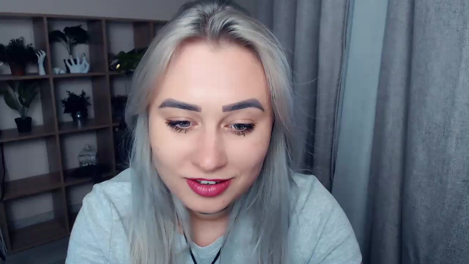 Gallery image thumbnail from Kukla_kolduna's myfreecams stream on, 11/19/2023, 18:47 image 7 of 20