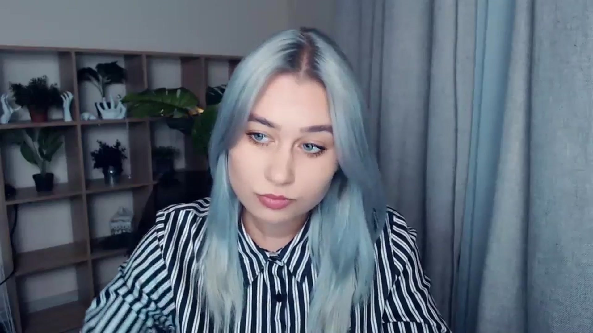 Gallery image thumbnail from Kukla_kolduna's myfreecams stream on, 11/23/2023, 14:40 image 17 of 20