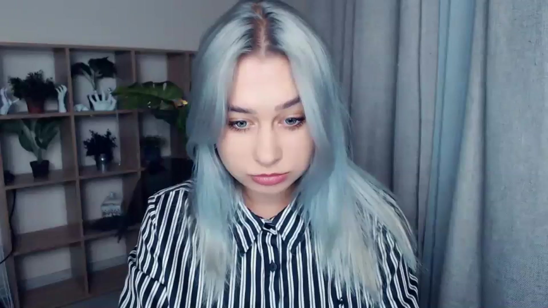 Gallery image thumbnail from Kukla_kolduna's myfreecams stream on, 11/23/2023, 14:40 image 9 of 20