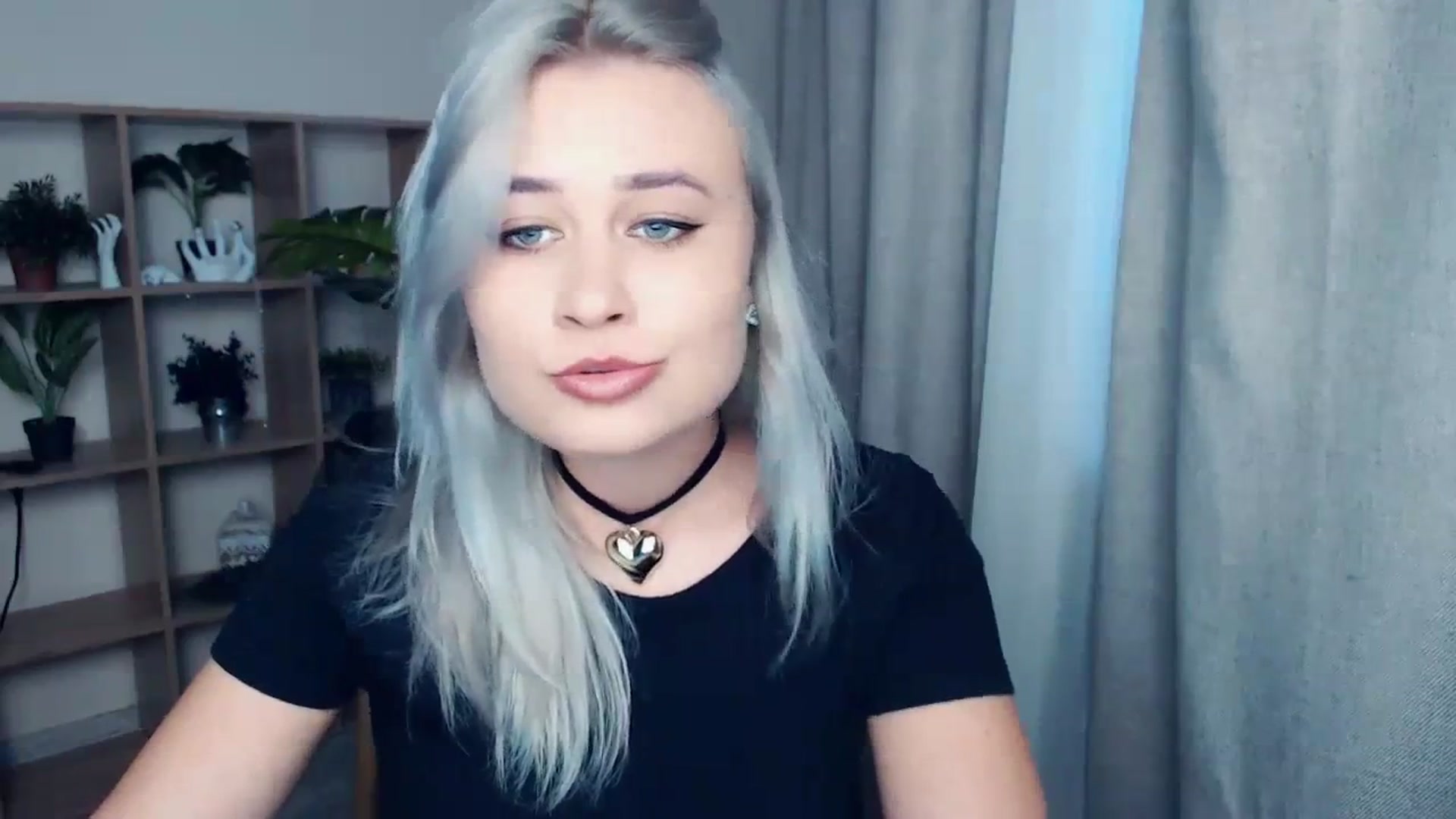 Gallery image thumbnail from Kukla_kolduna's myfreecams stream on, 11/26/2023, 13:50 image 2 of 20