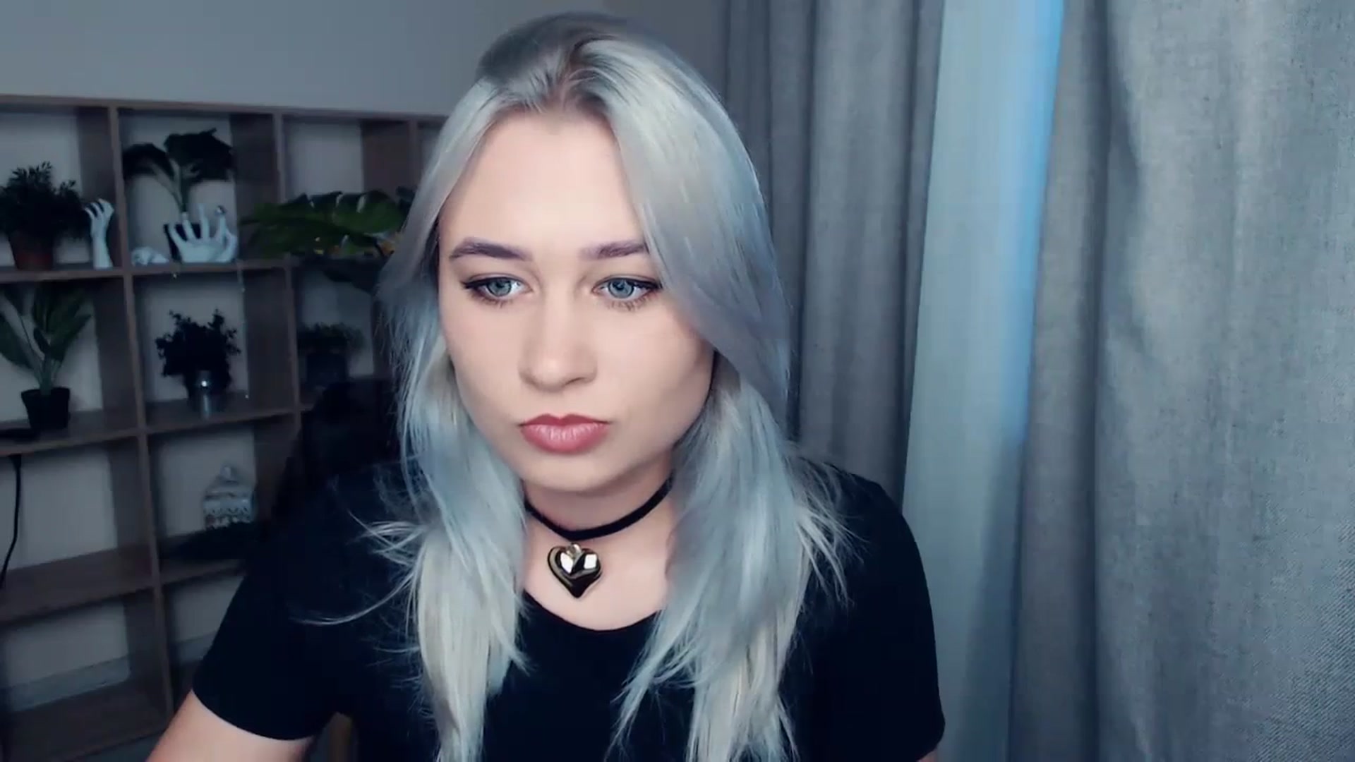 Gallery image thumbnail from Kukla_kolduna's myfreecams stream on, 11/26/2023, 13:50 image 16 of 20