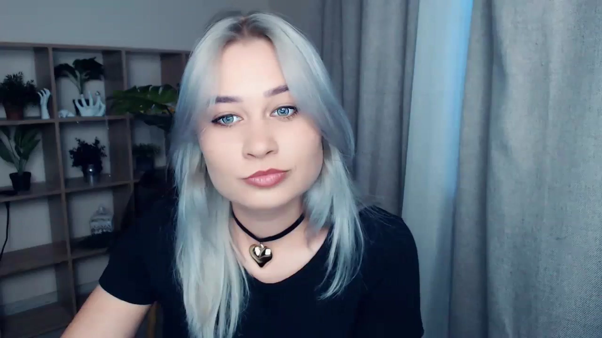 Gallery image thumbnail from Kukla_kolduna's myfreecams stream on, 11/26/2023, 13:50 image 12 of 20