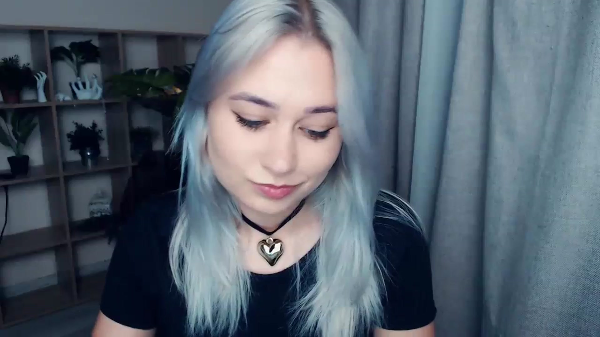 Gallery image thumbnail from Kukla_kolduna's myfreecams stream on, 11/26/2023, 15:00 image 4 of 20