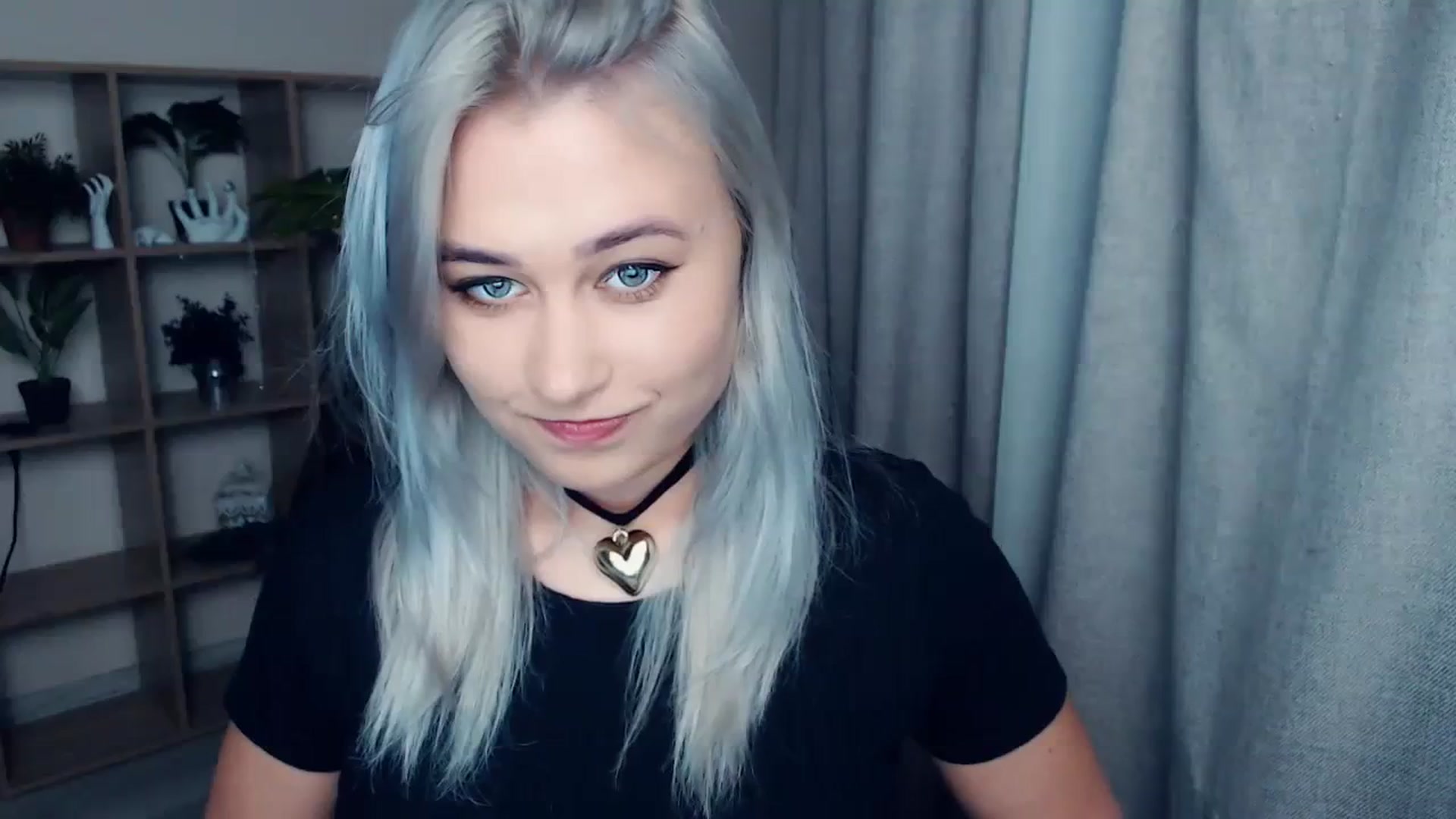 Gallery image thumbnail from Kukla_kolduna's myfreecams stream on, 11/26/2023, 15:00 image 20 of 20