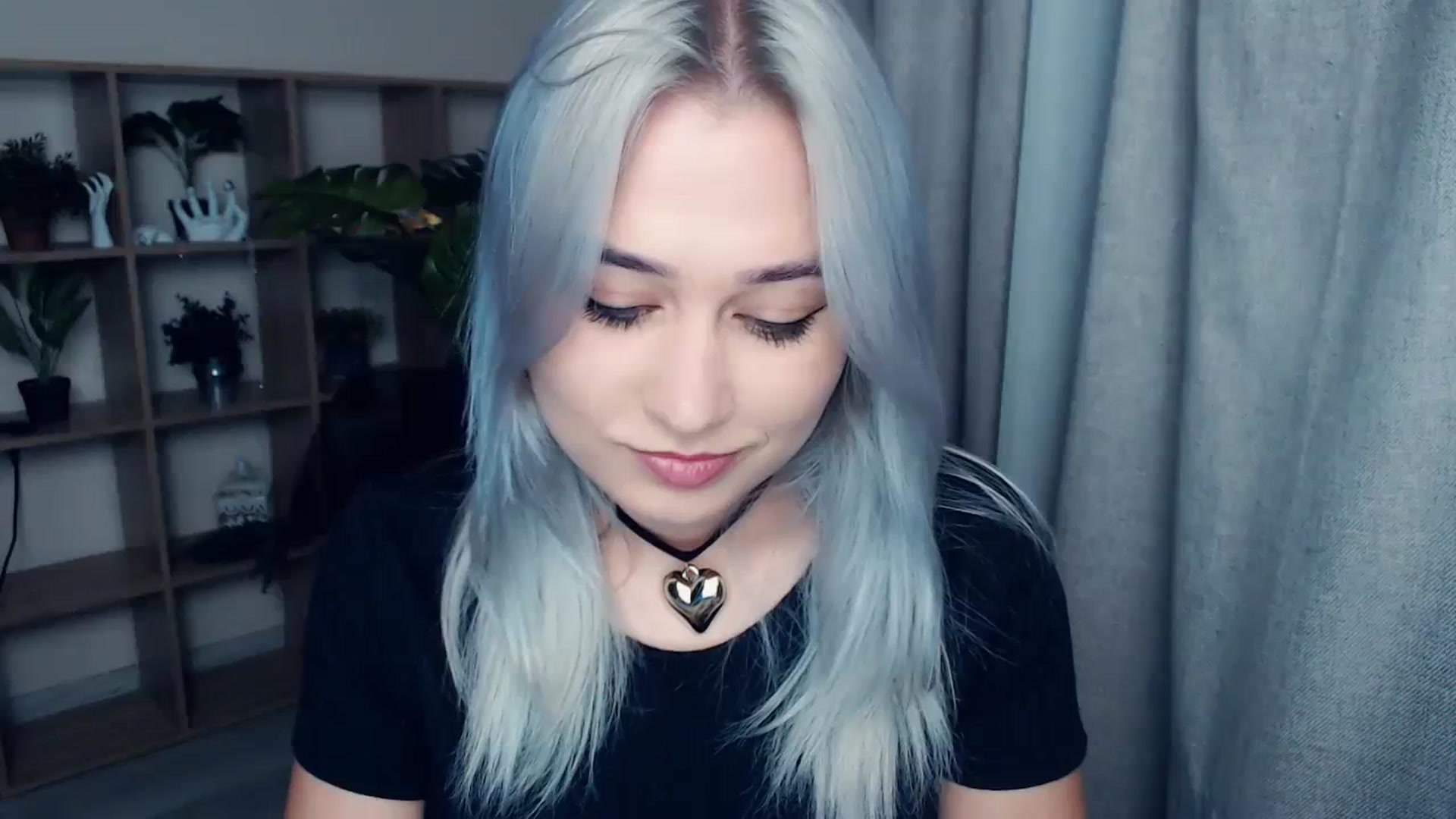 Gallery image thumbnail from Kukla_kolduna's myfreecams stream on, 11/26/2023, 15:00 image 1 of 20