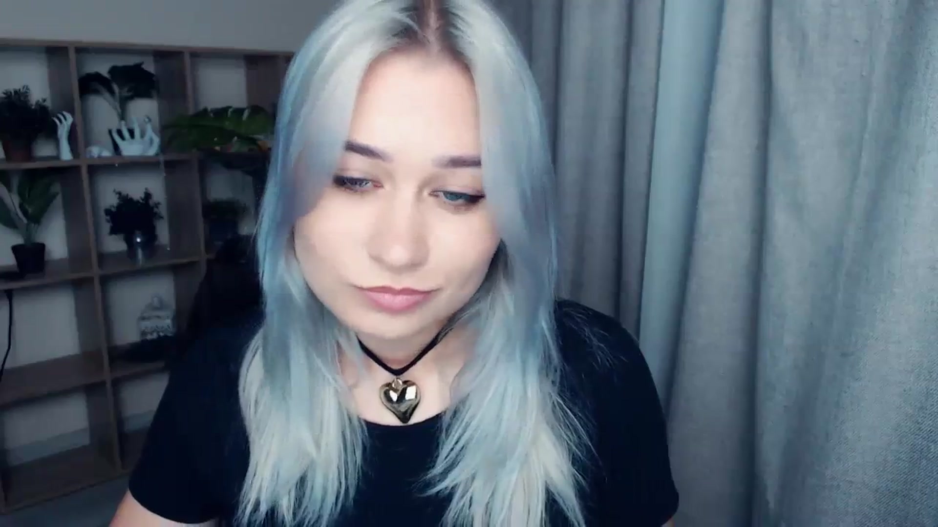 Gallery image thumbnail from Kukla_kolduna's myfreecams stream on, 11/26/2023, 15:00 image 12 of 20