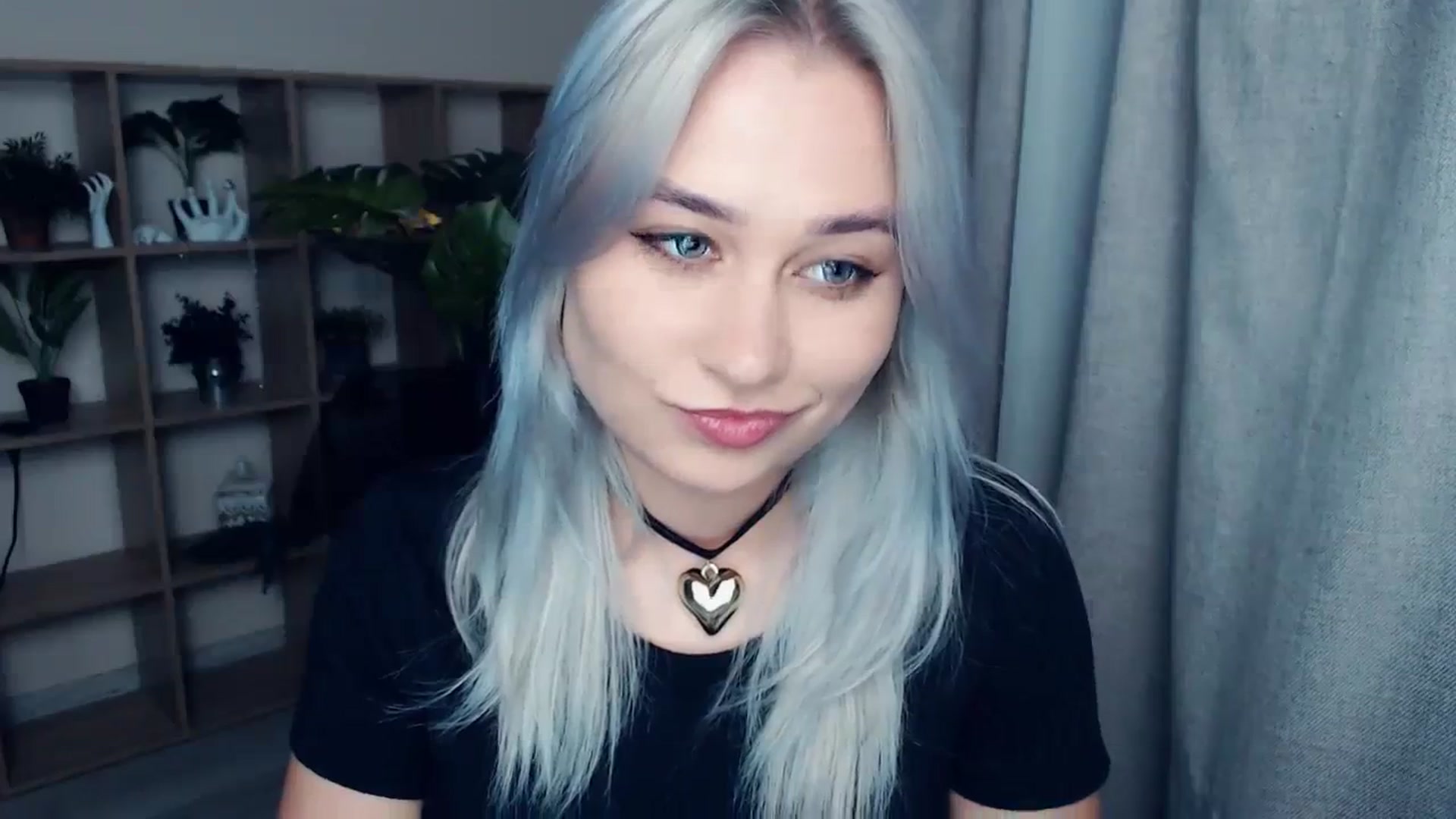 Gallery image thumbnail from Kukla_kolduna's myfreecams stream on, 11/26/2023, 15:00 image 7 of 20