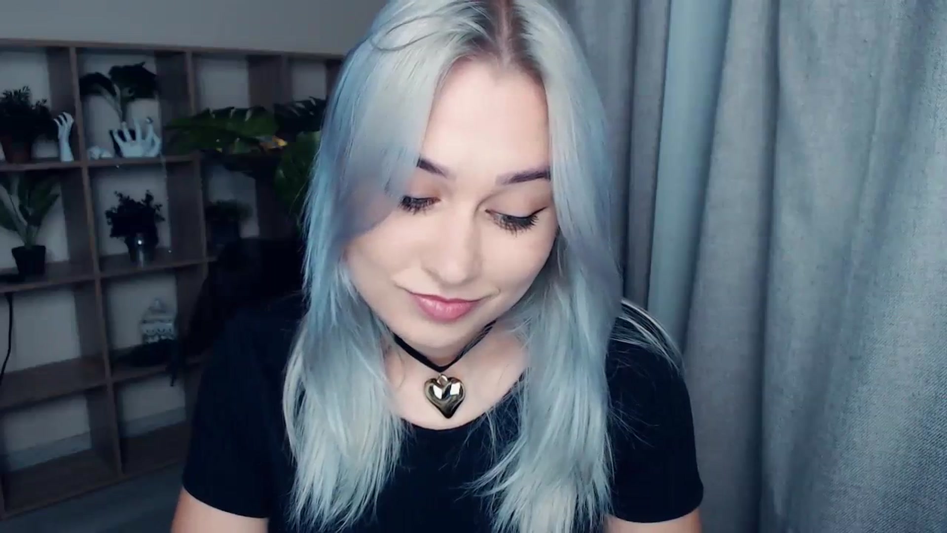 Gallery image thumbnail from Kukla_kolduna's myfreecams stream on, 11/26/2023, 15:00 image 2 of 20