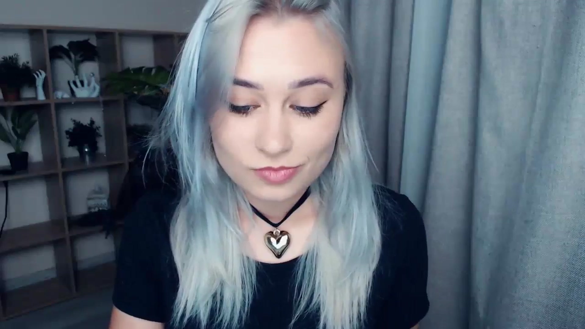 Gallery image thumbnail from Kukla_kolduna's myfreecams stream on, 11/26/2023, 15:00 image 19 of 20