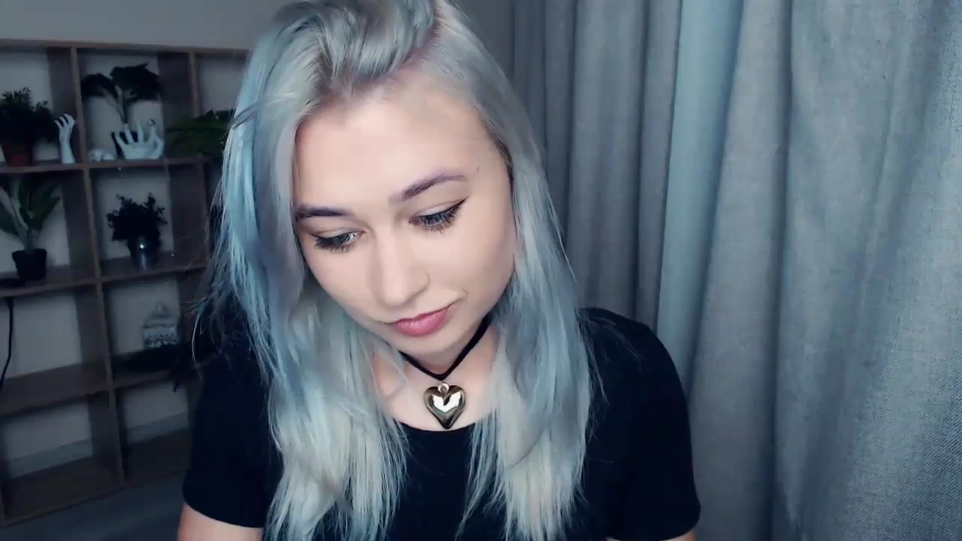 Gallery image thumbnail from Kukla_kolduna's myfreecams stream on, 11/26/2023, 15:00 image 17 of 20
