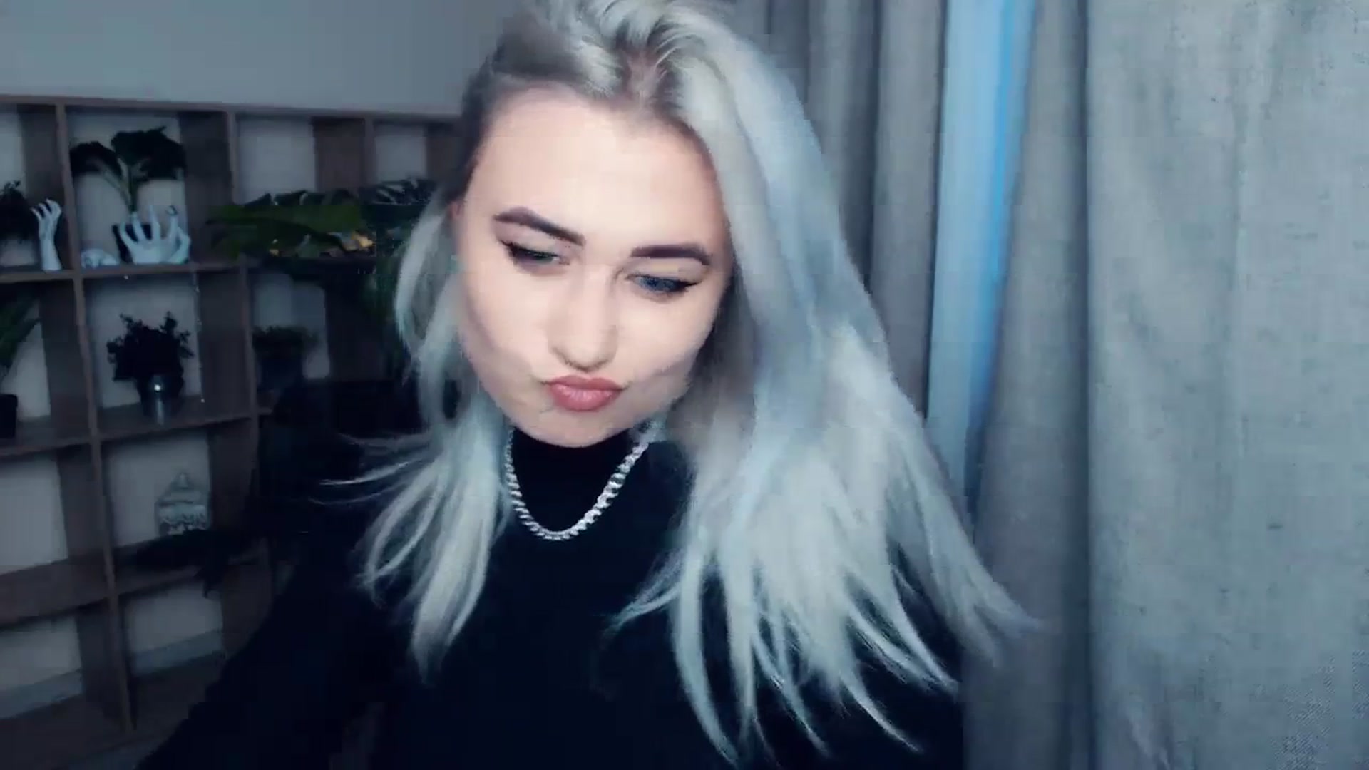 Gallery image thumbnail from Kukla_kolduna's myfreecams stream on, 11/27/2023, 14:12 image 17 of 20