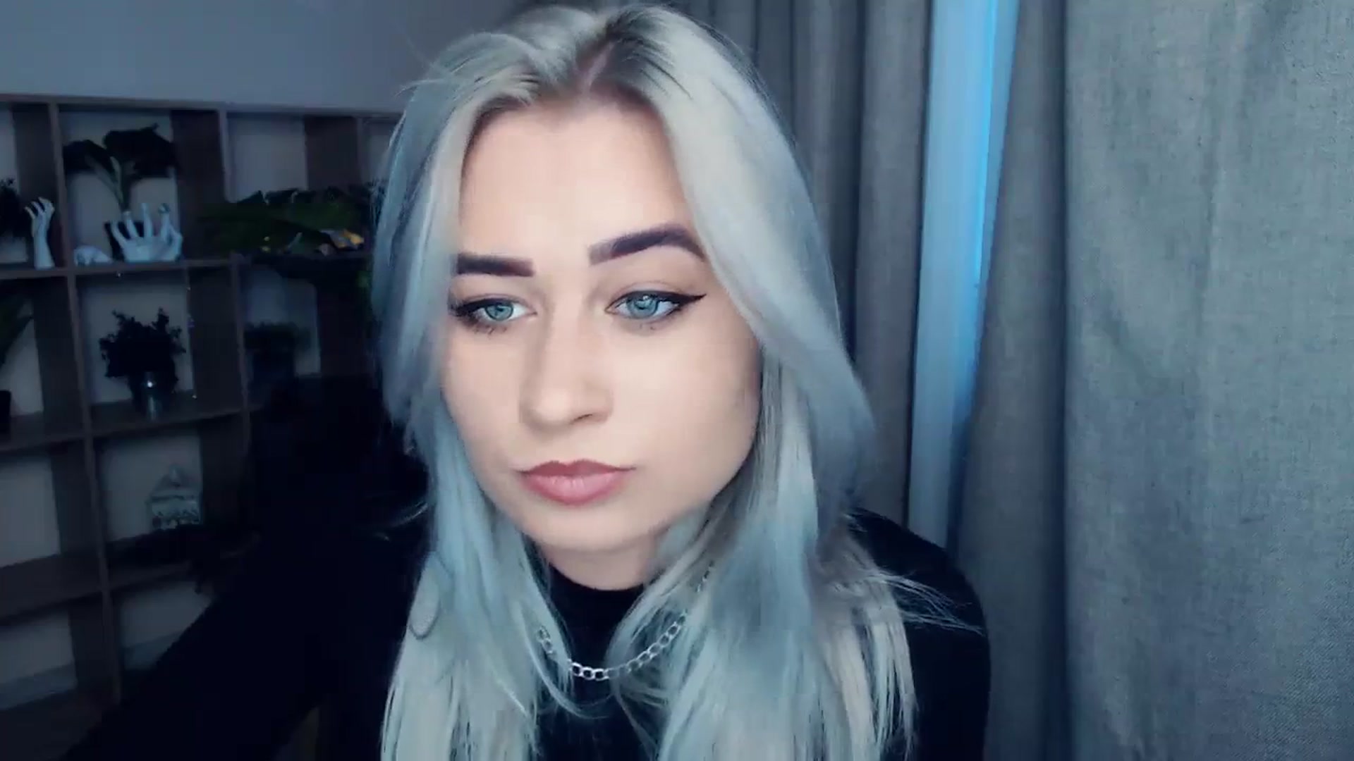 Gallery image thumbnail from Kukla_kolduna's myfreecams stream on, 11/27/2023, 14:12 image 10 of 20