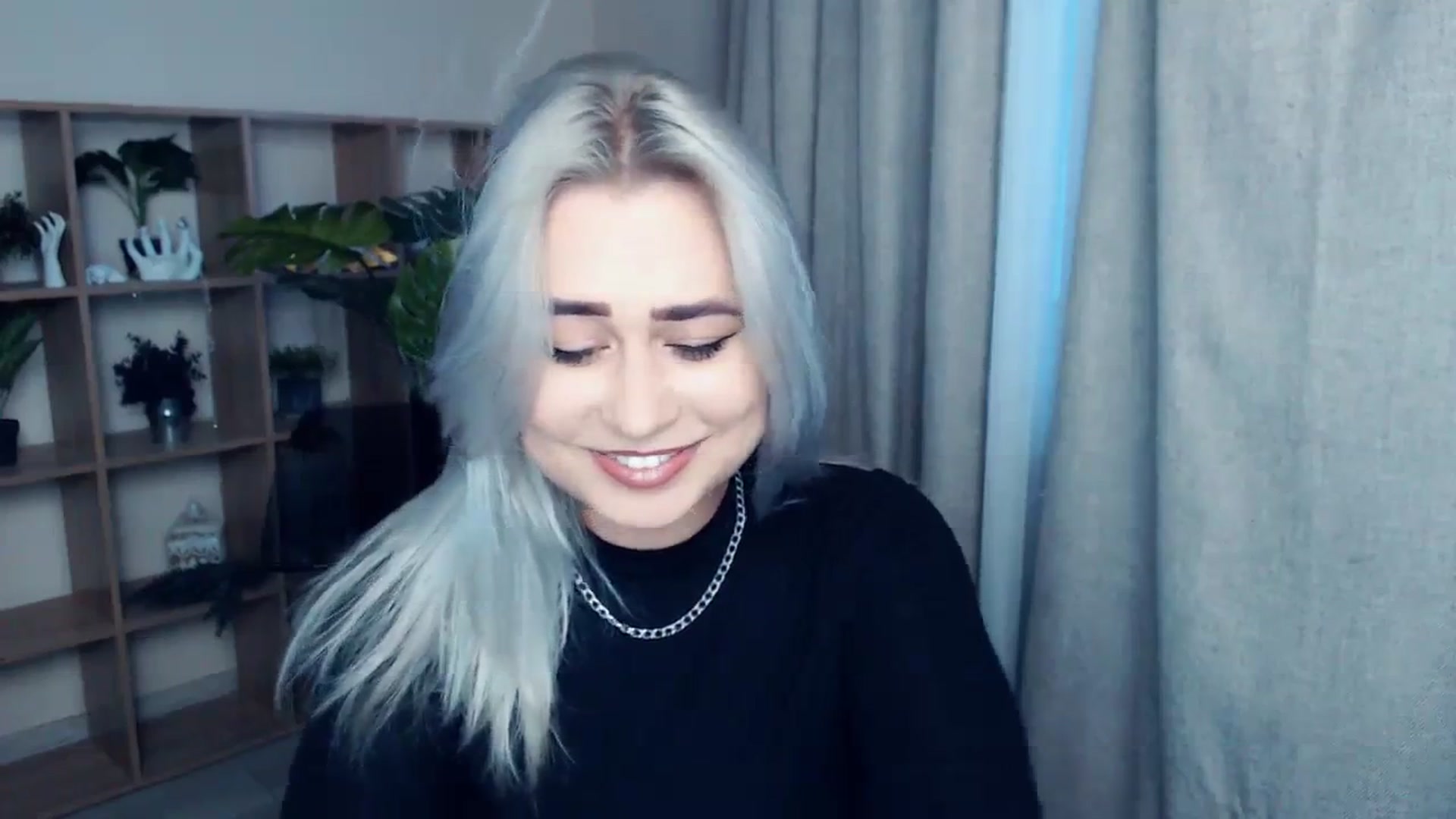 Gallery image thumbnail from Kukla_kolduna's myfreecams stream on, 11/27/2023, 14:12 image 14 of 20